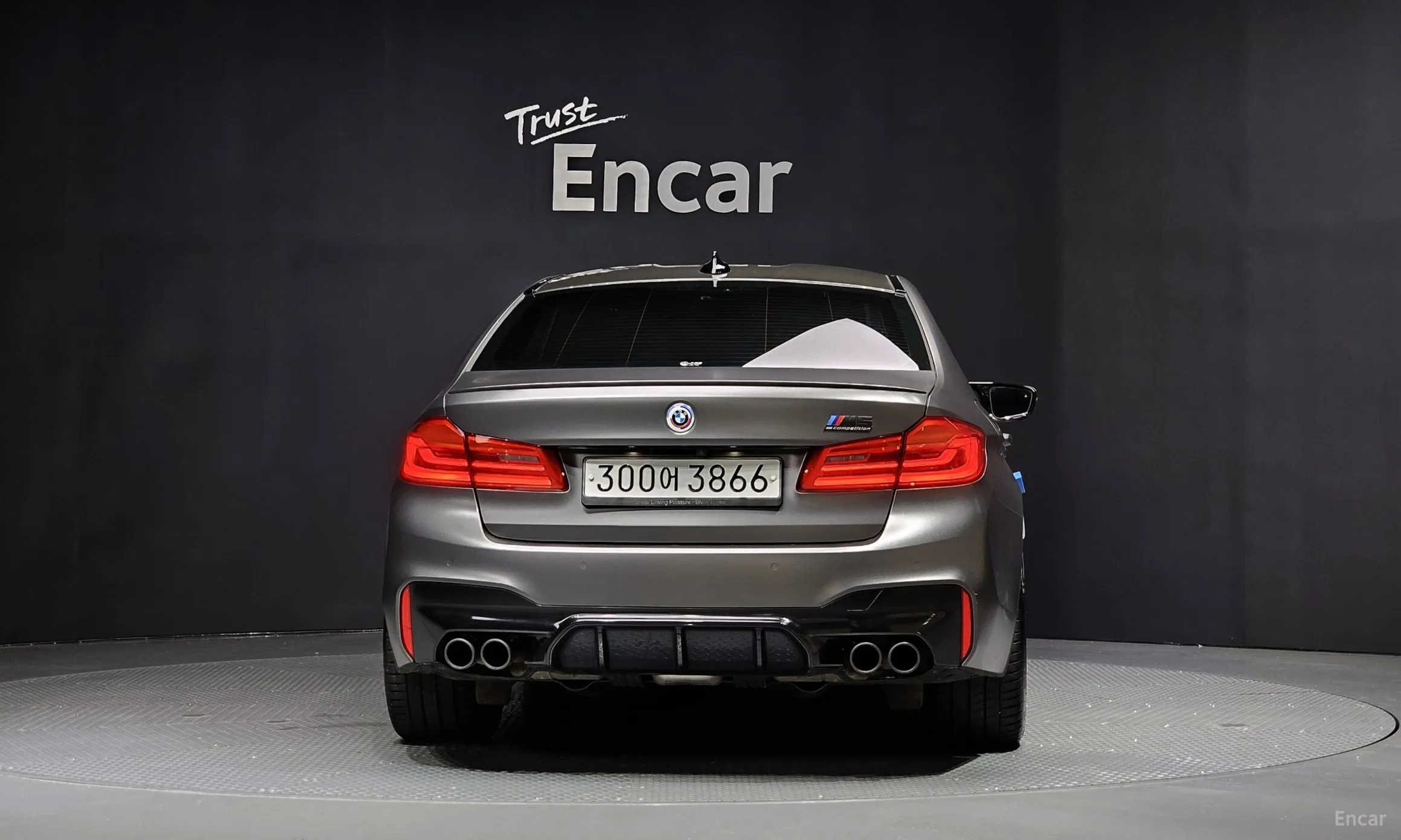 BMW M5 (F90) превью 3
