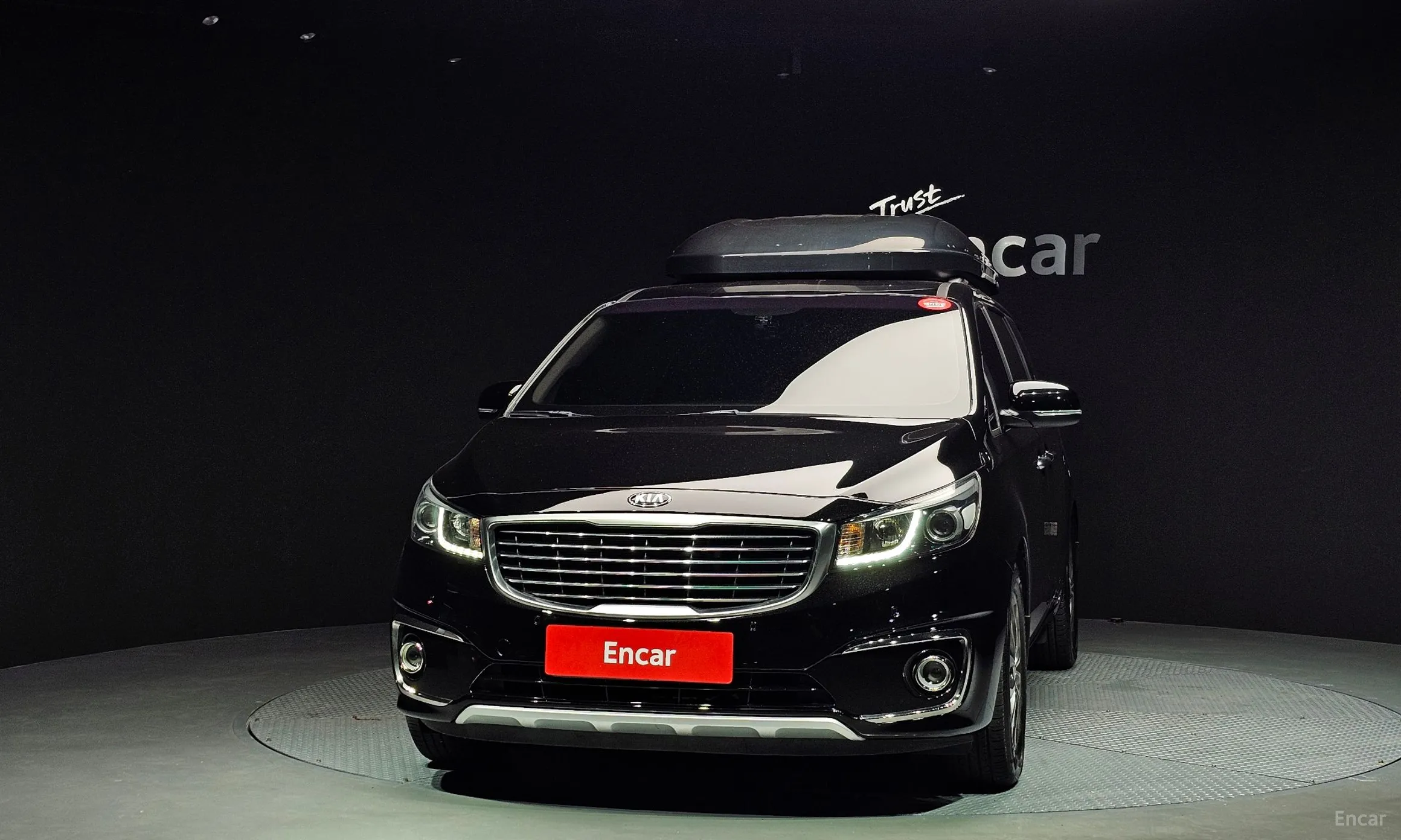 Kia Carnival превью 2
