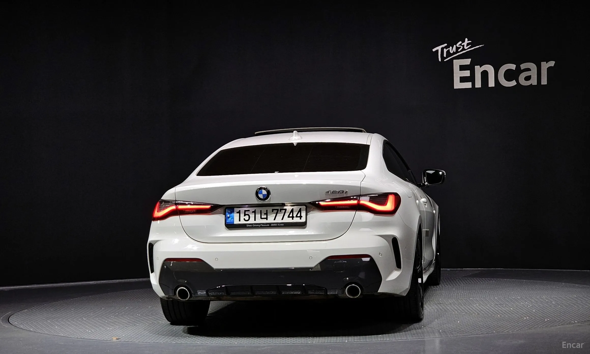 BMW Series 4 (G22) превью 3