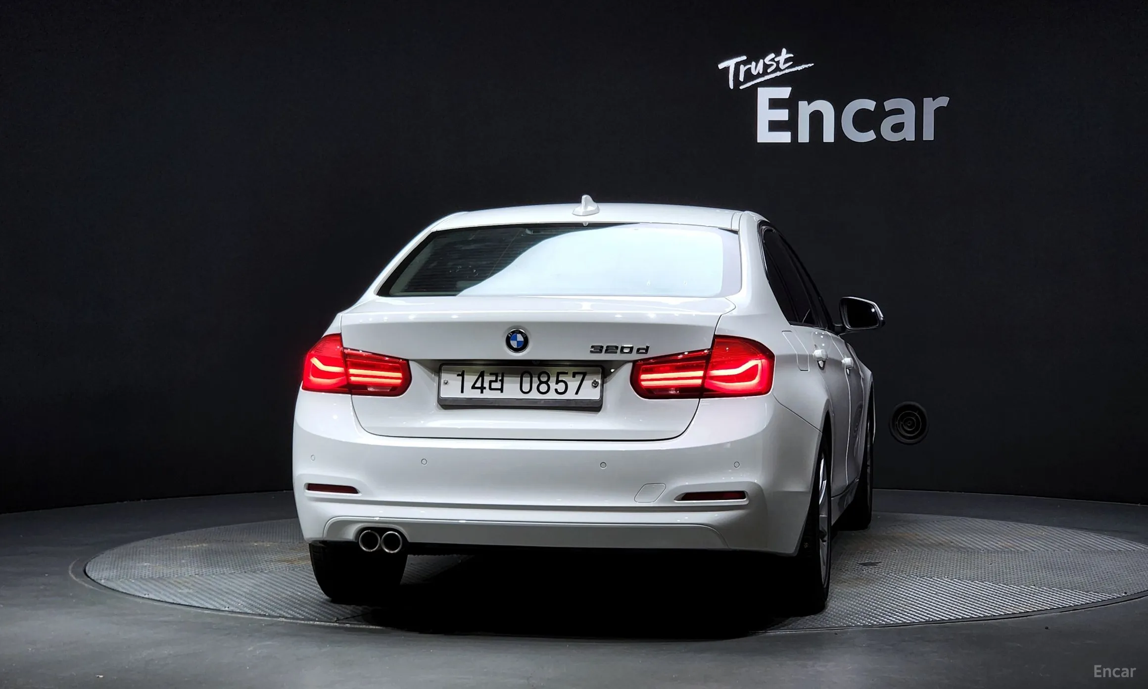 BMW 3 Series (F30) превью 3