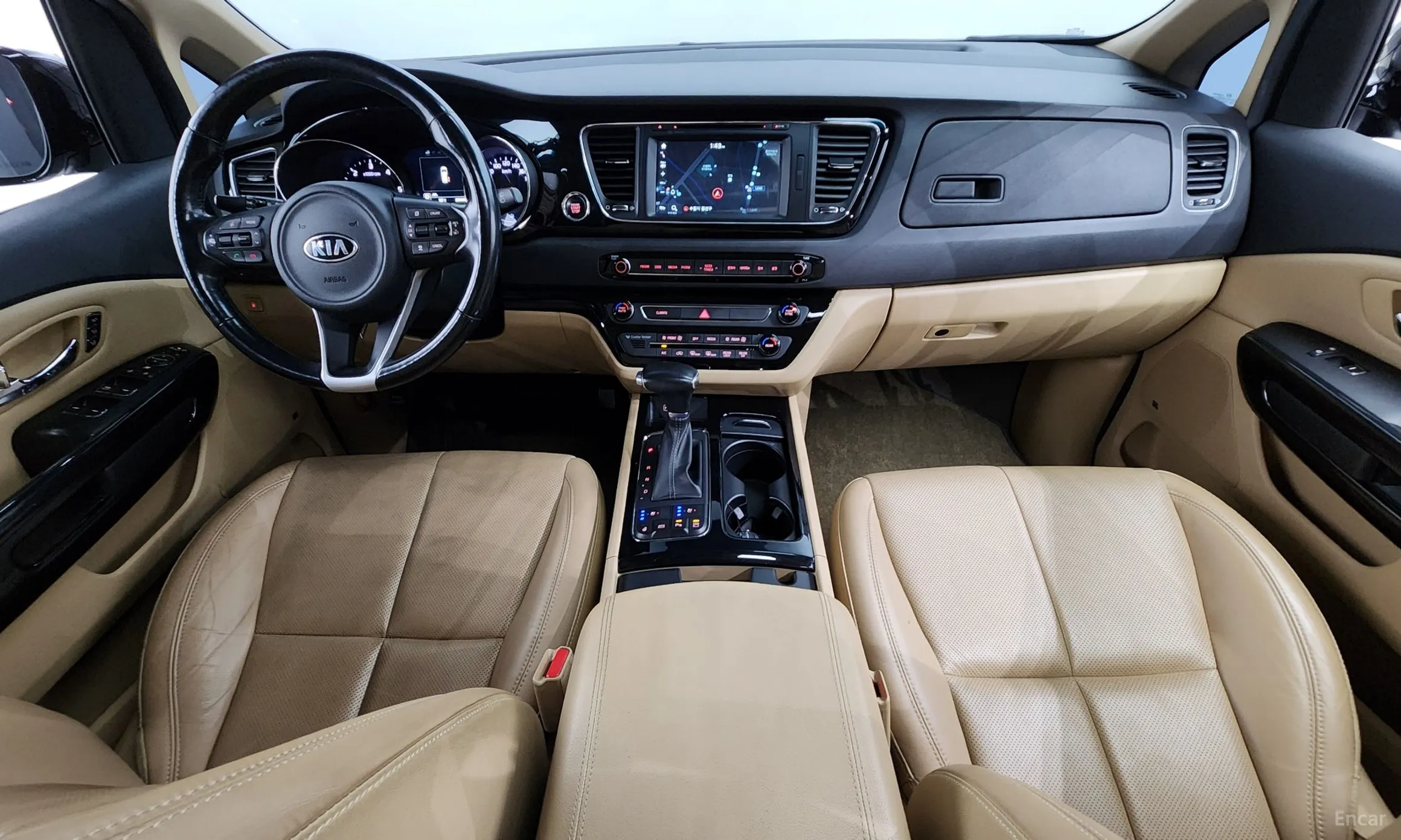 Kia Carnival превью 4