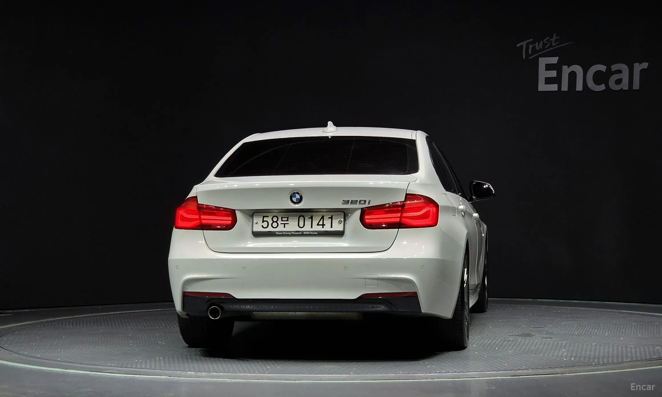 BMW 3 Series (F30) превью 3