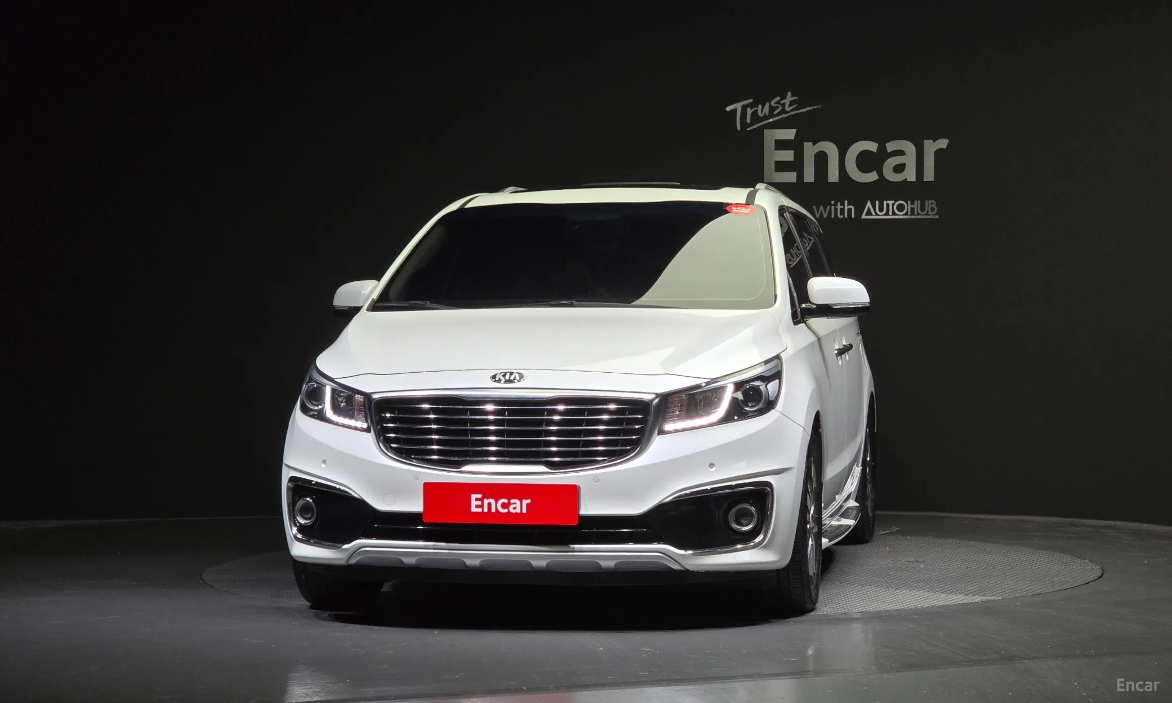 Kia Carnival превью 2