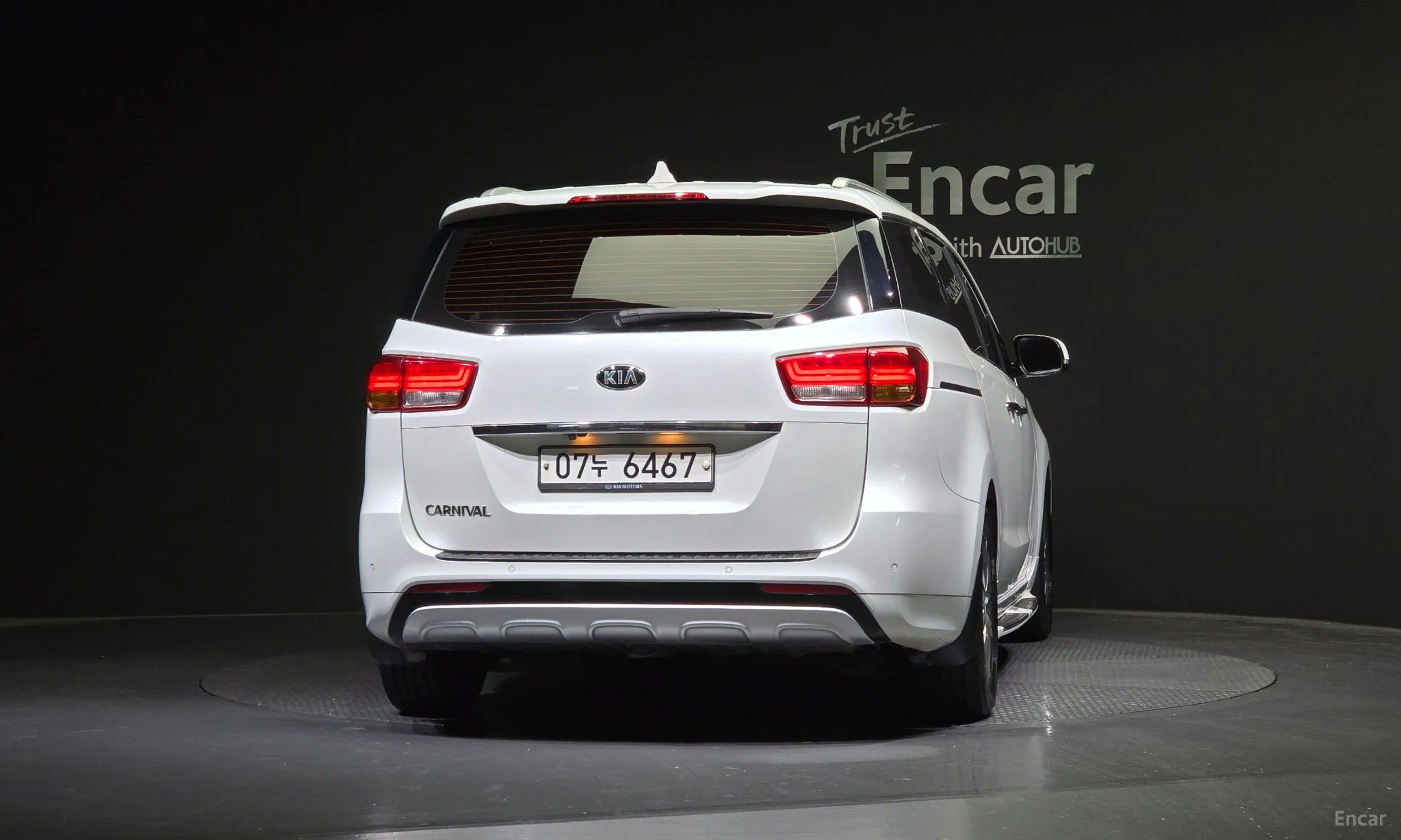 Kia Carnival превью 3