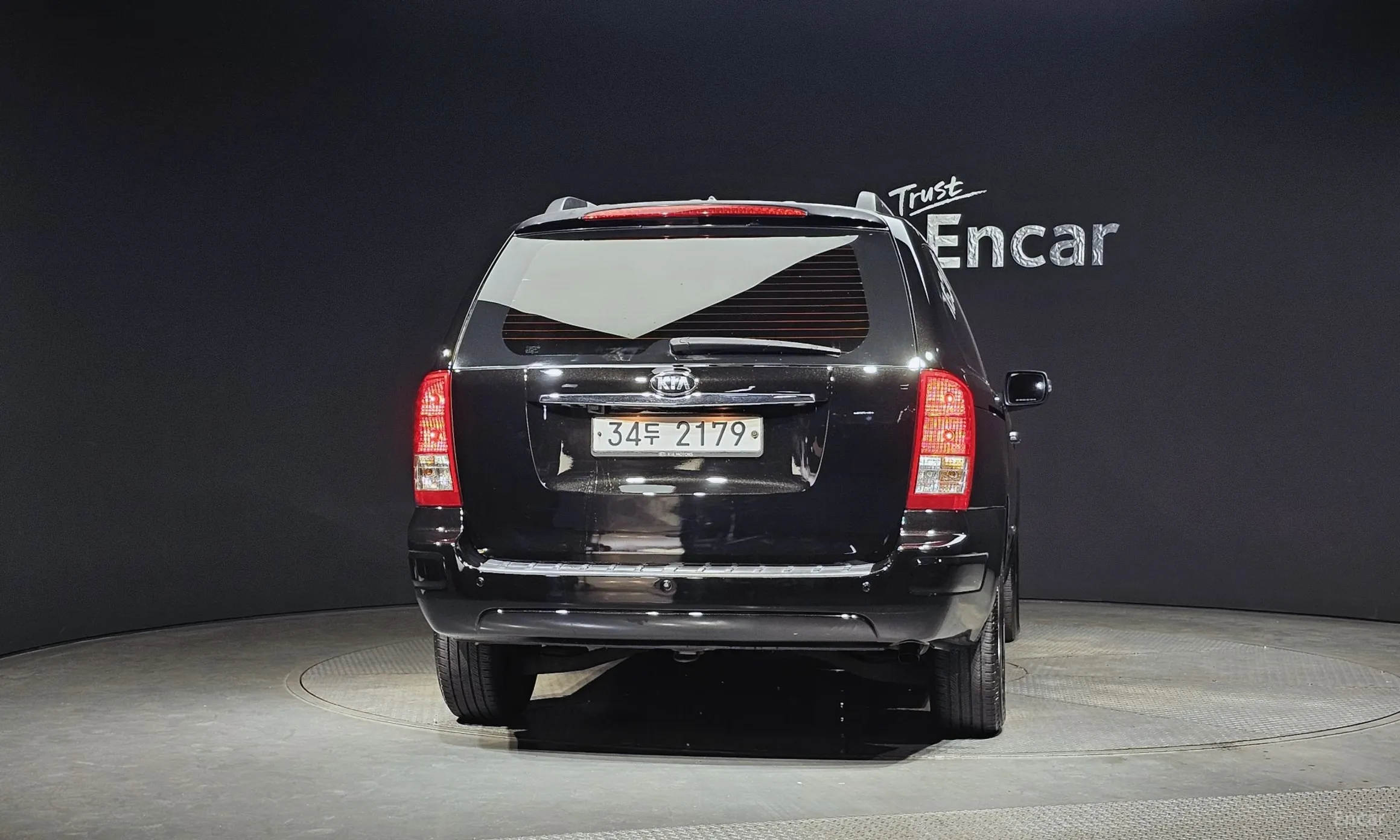 Kia Carnival R превью 3