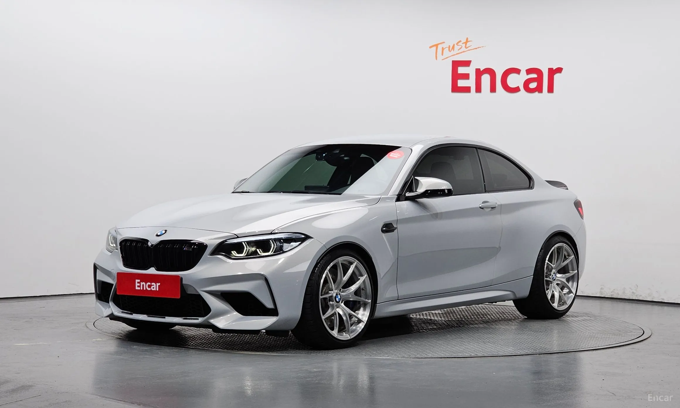 M2 (F87)