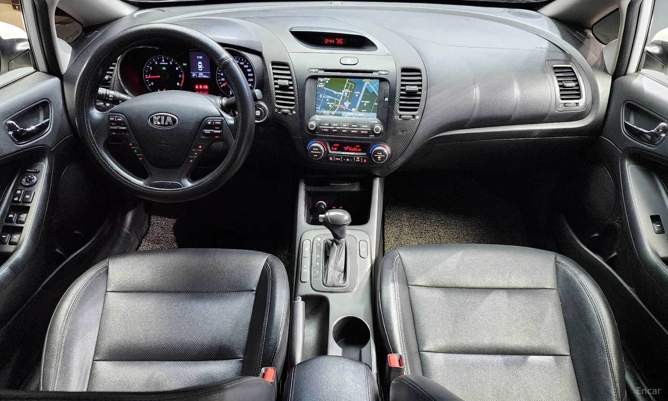 Kia K3 превью 4