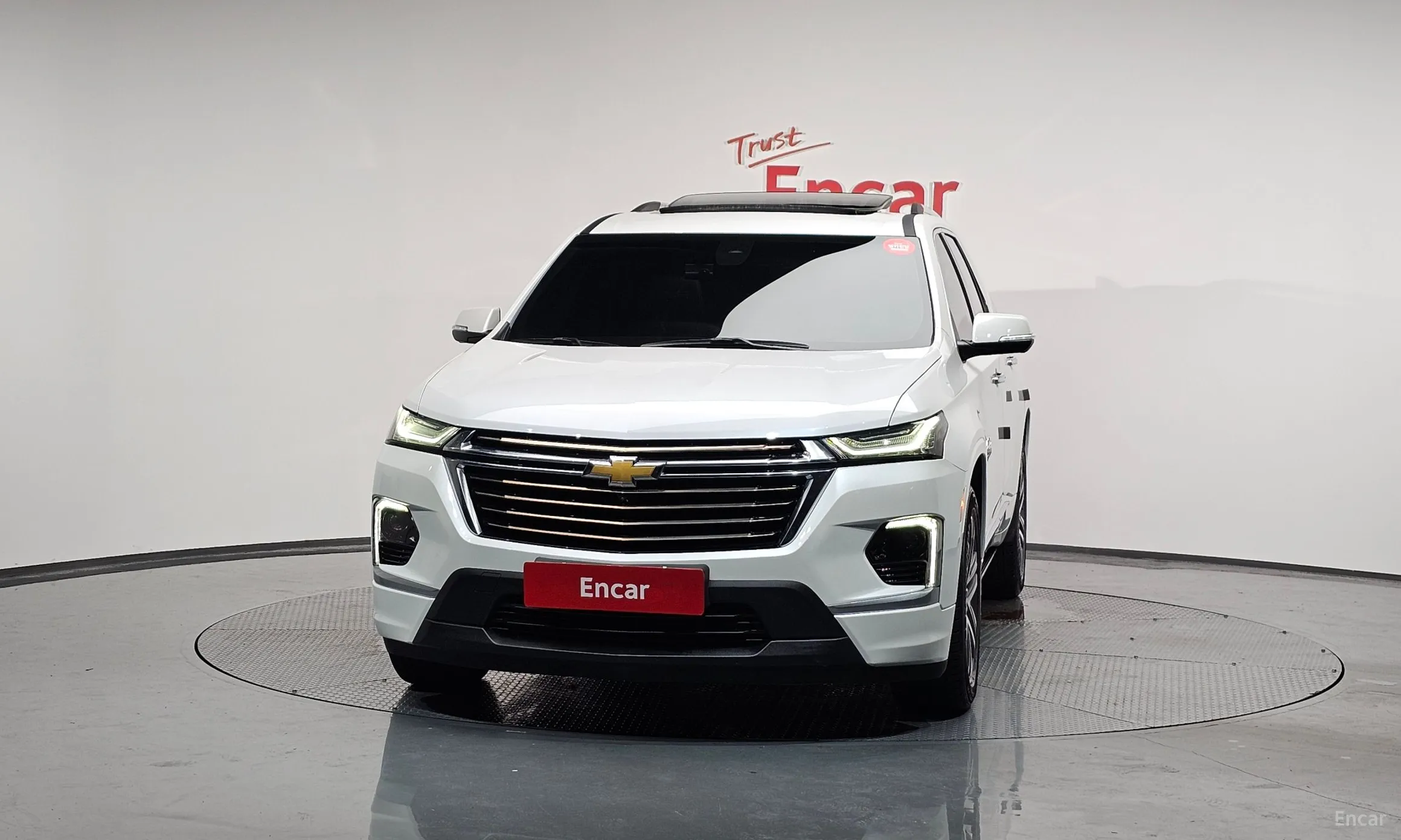Chevrolet (GM Daewoo) Traverse превью 2
