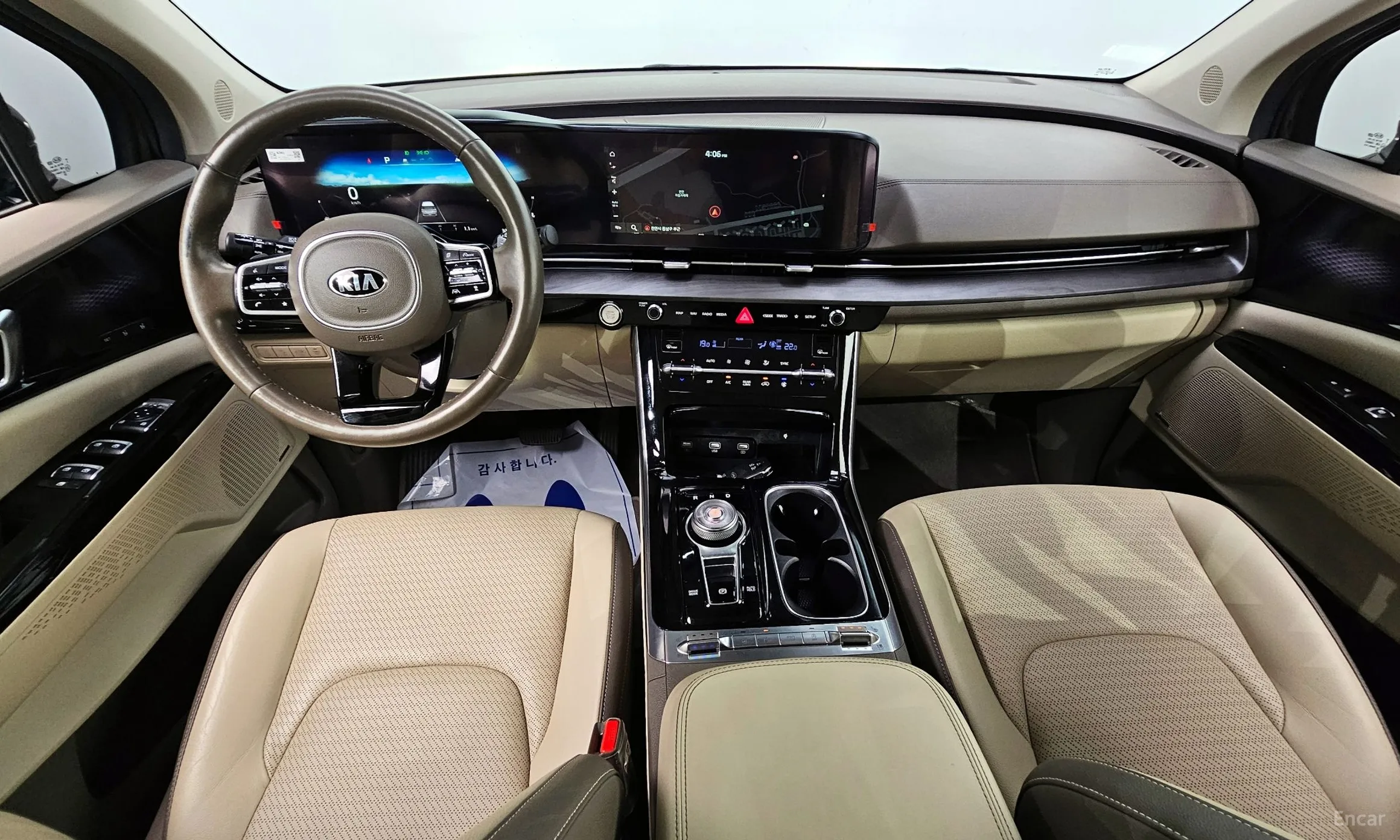 Kia Carnival Gen 4 превью 4