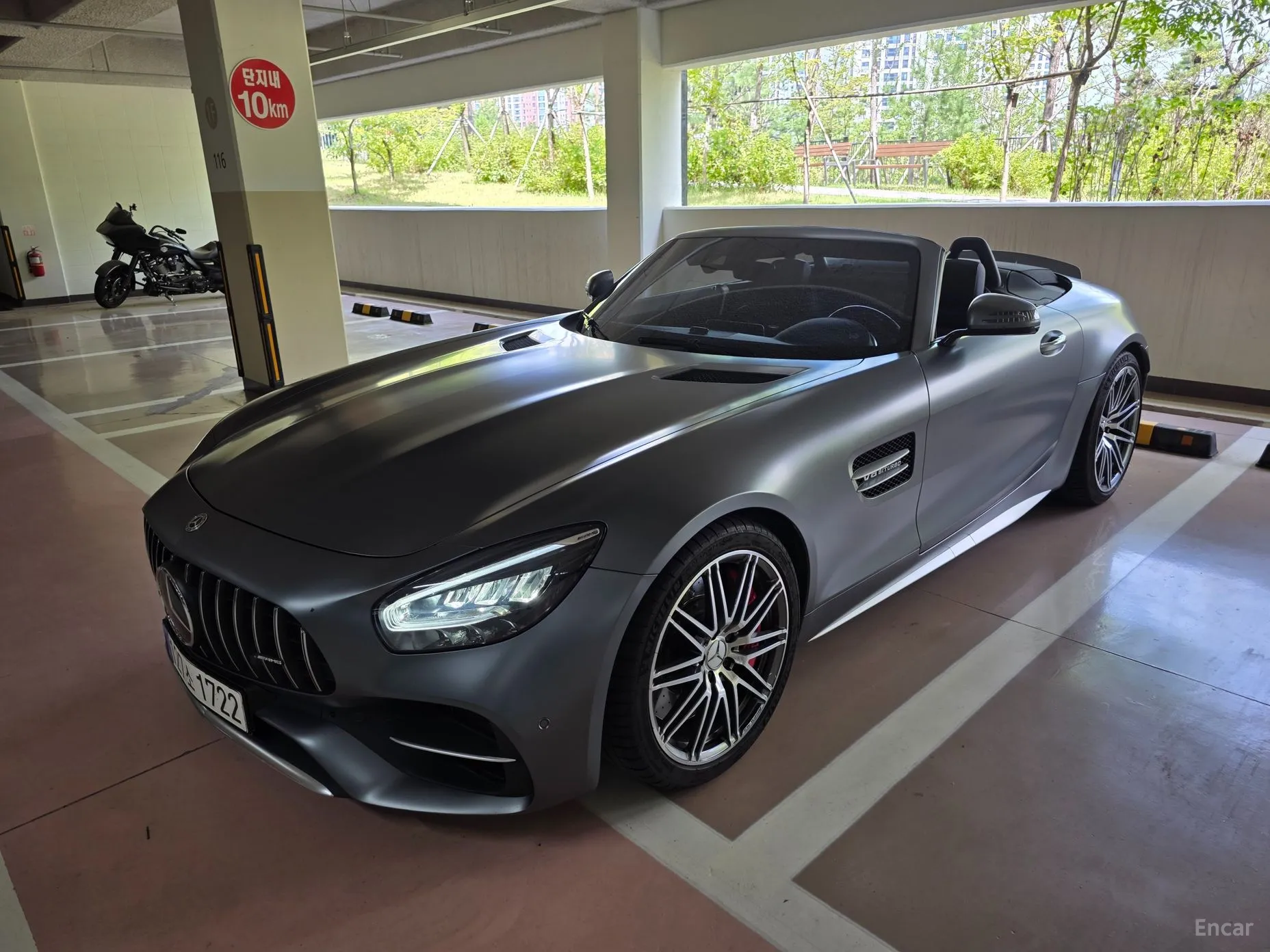 Mercedes Benz AMG GT