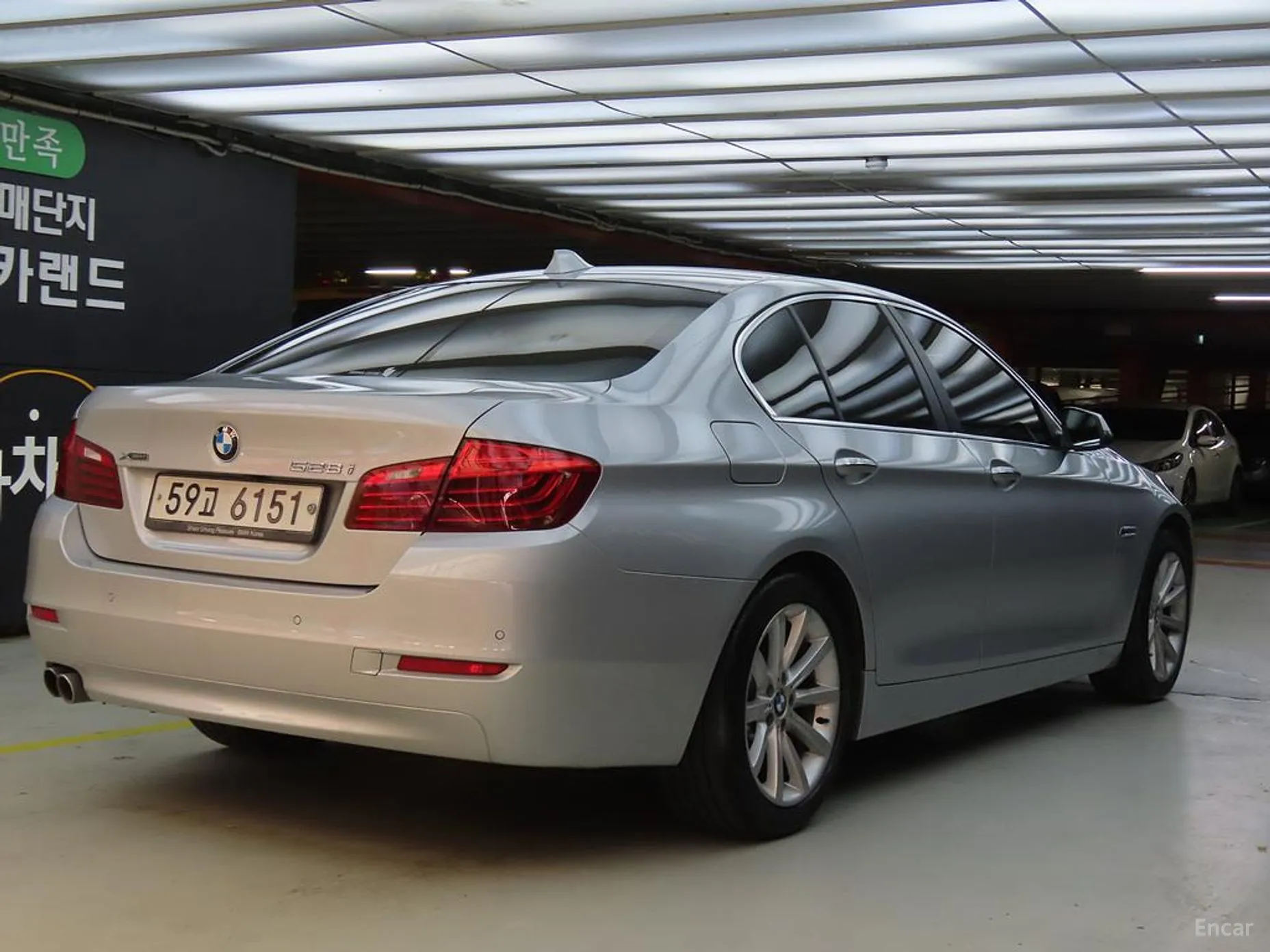 BMW 5 Series (F10) превью 2