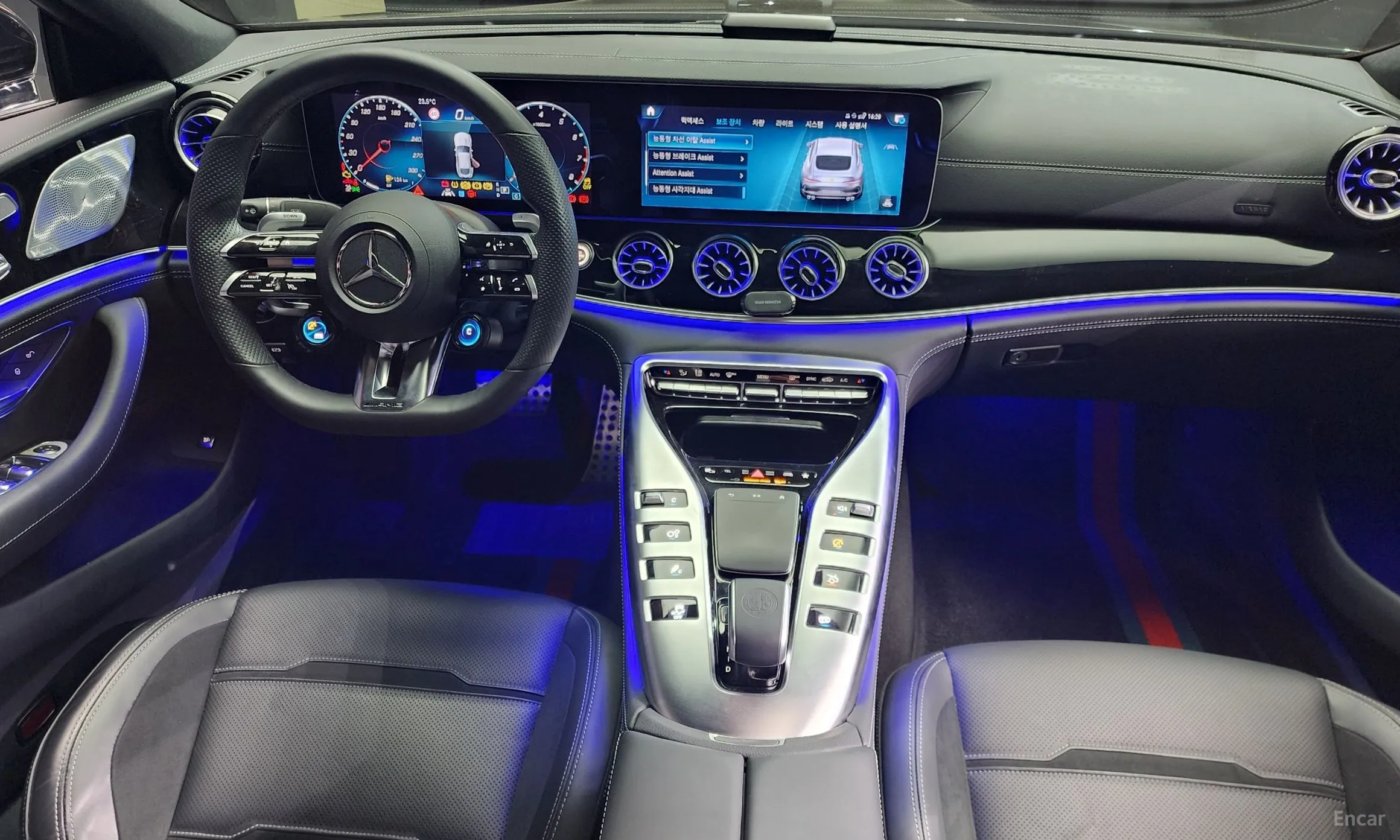 Mercedes Benz AMG GT превью 4