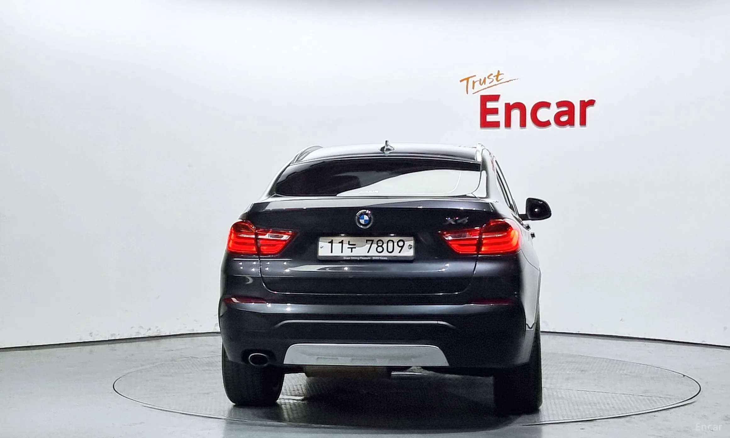 BMW X4 (F26) превью 3