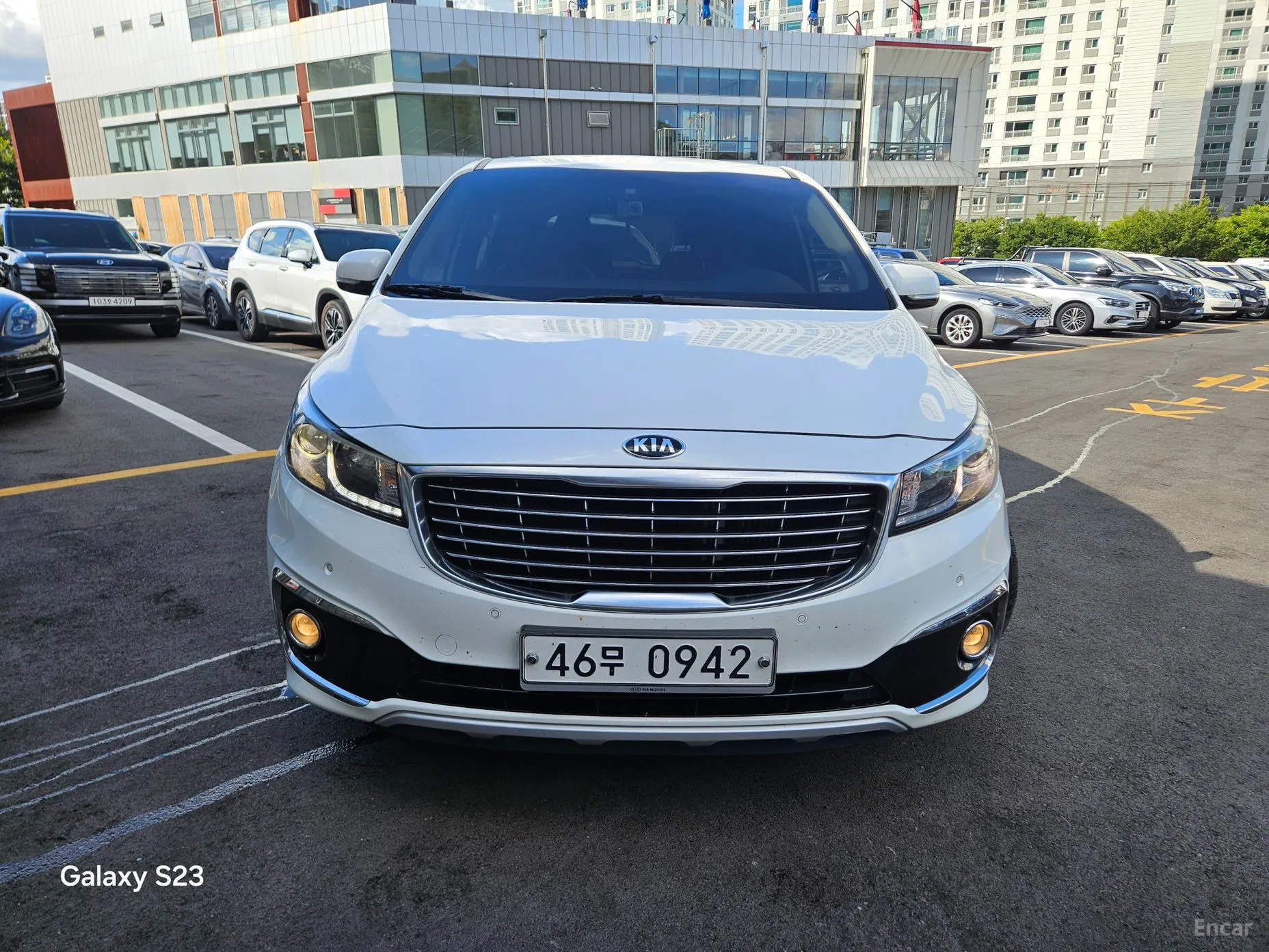Kia Carnival превью 2
