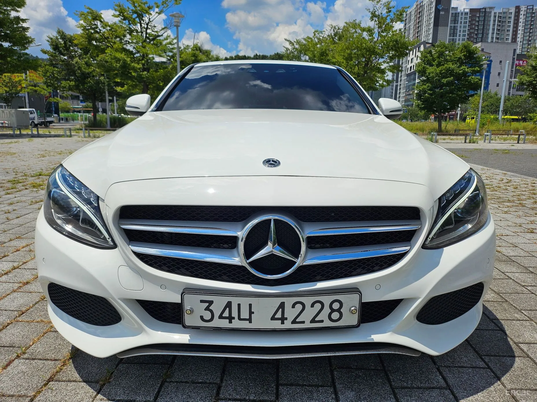 Mercedes Benz C-Class W205