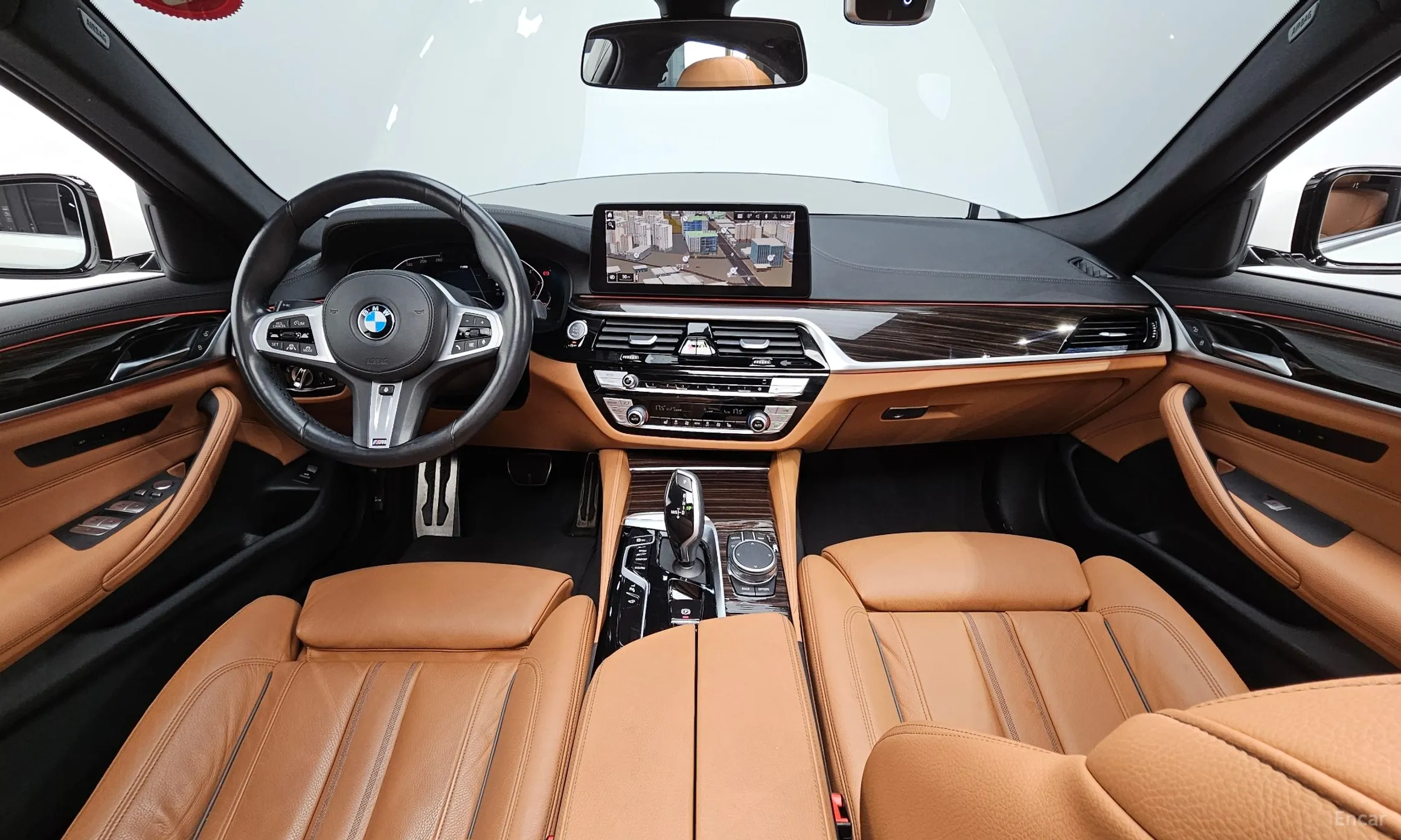 BMW 5 Series (G30) превью 4