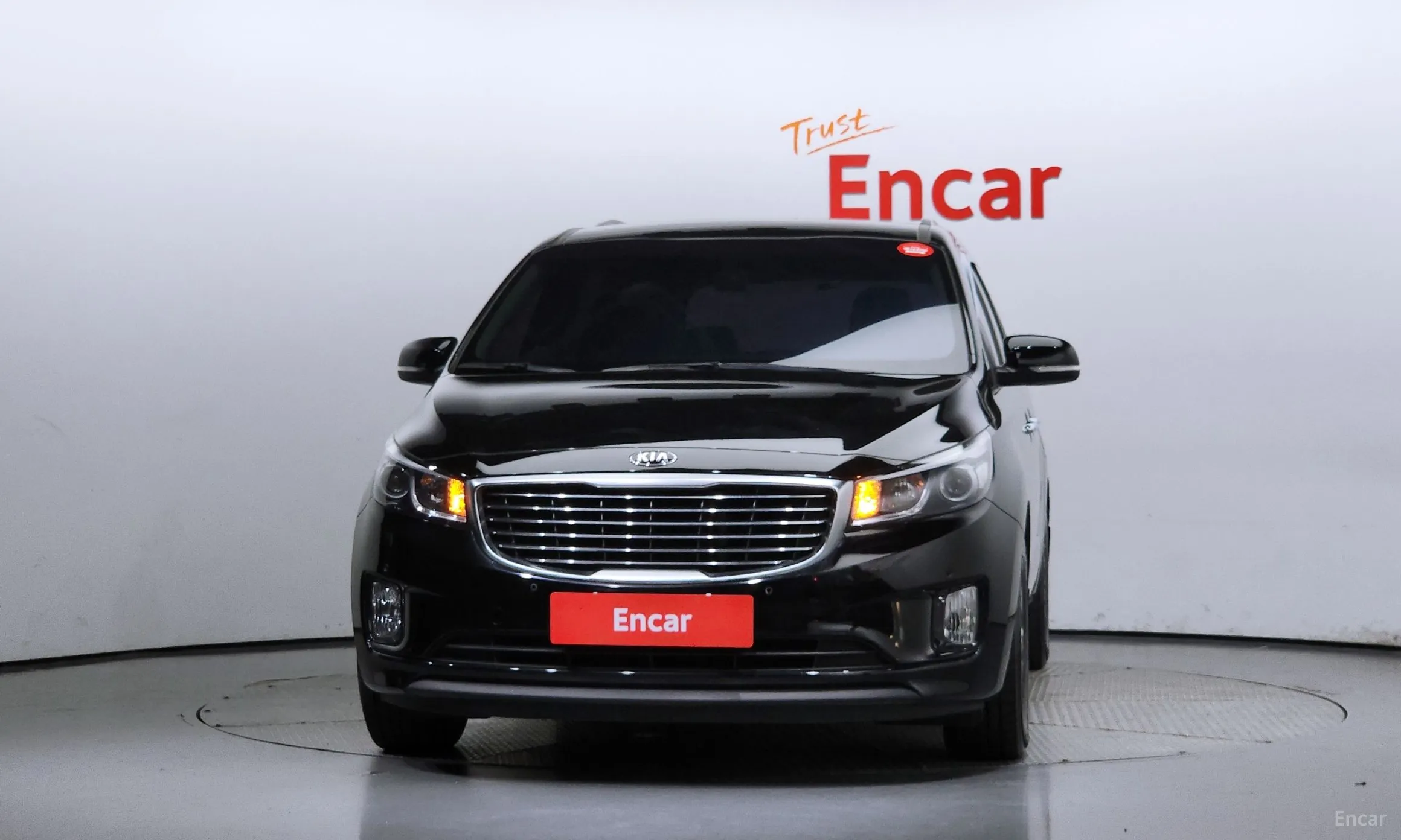 Kia Carnival превью 2