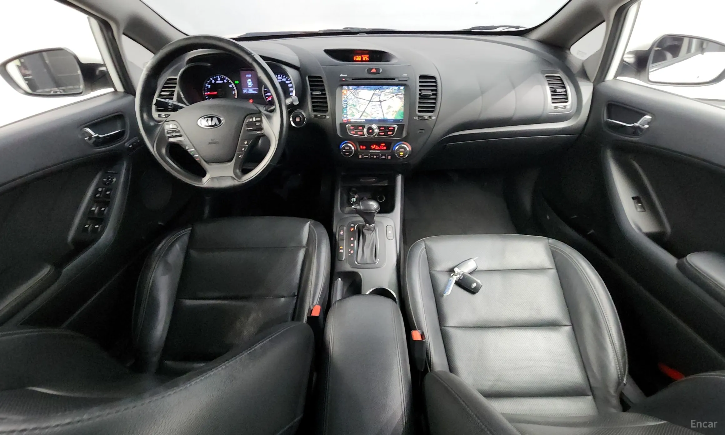 Kia K3 превью 4