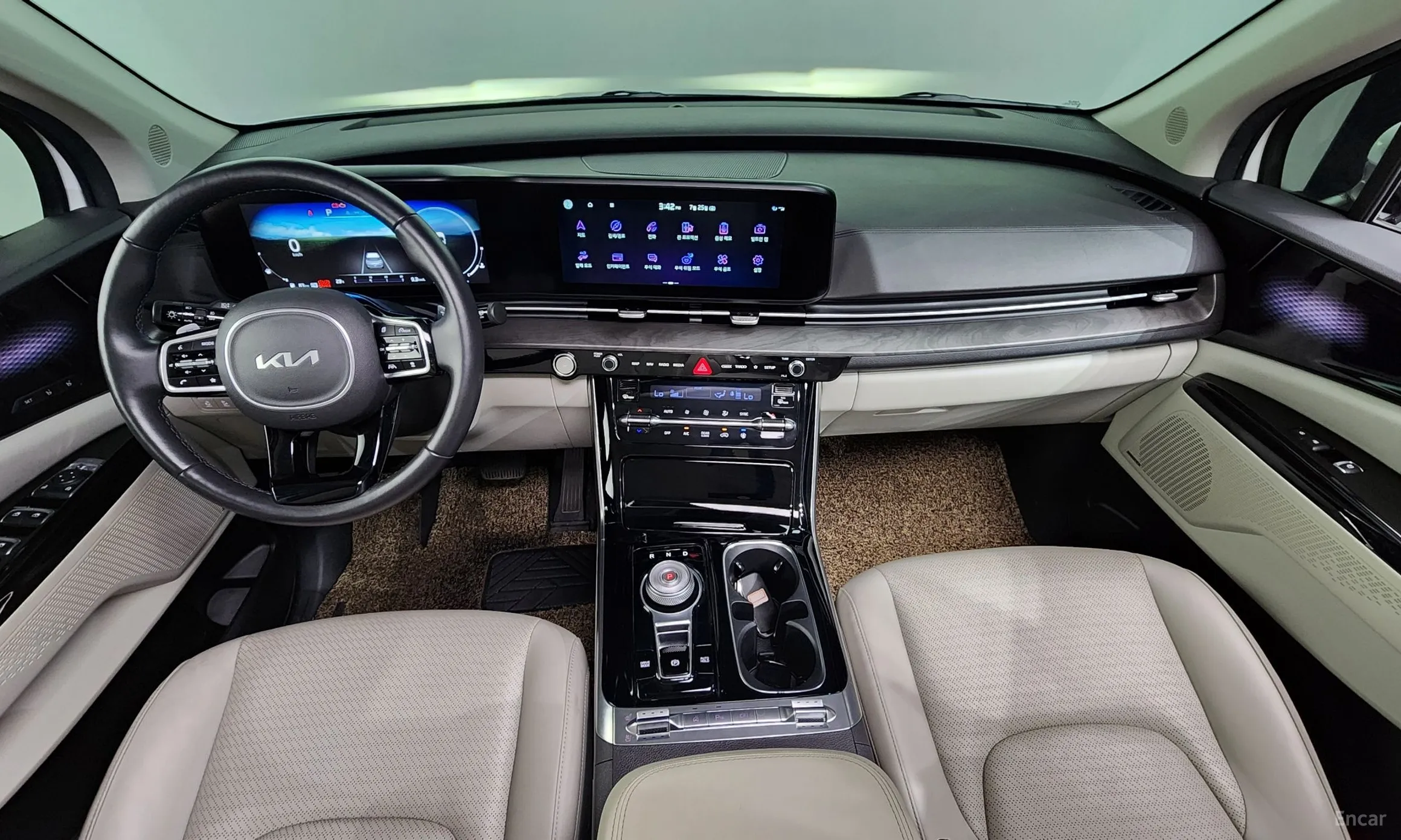 Kia Carnival Gen 4 превью 4