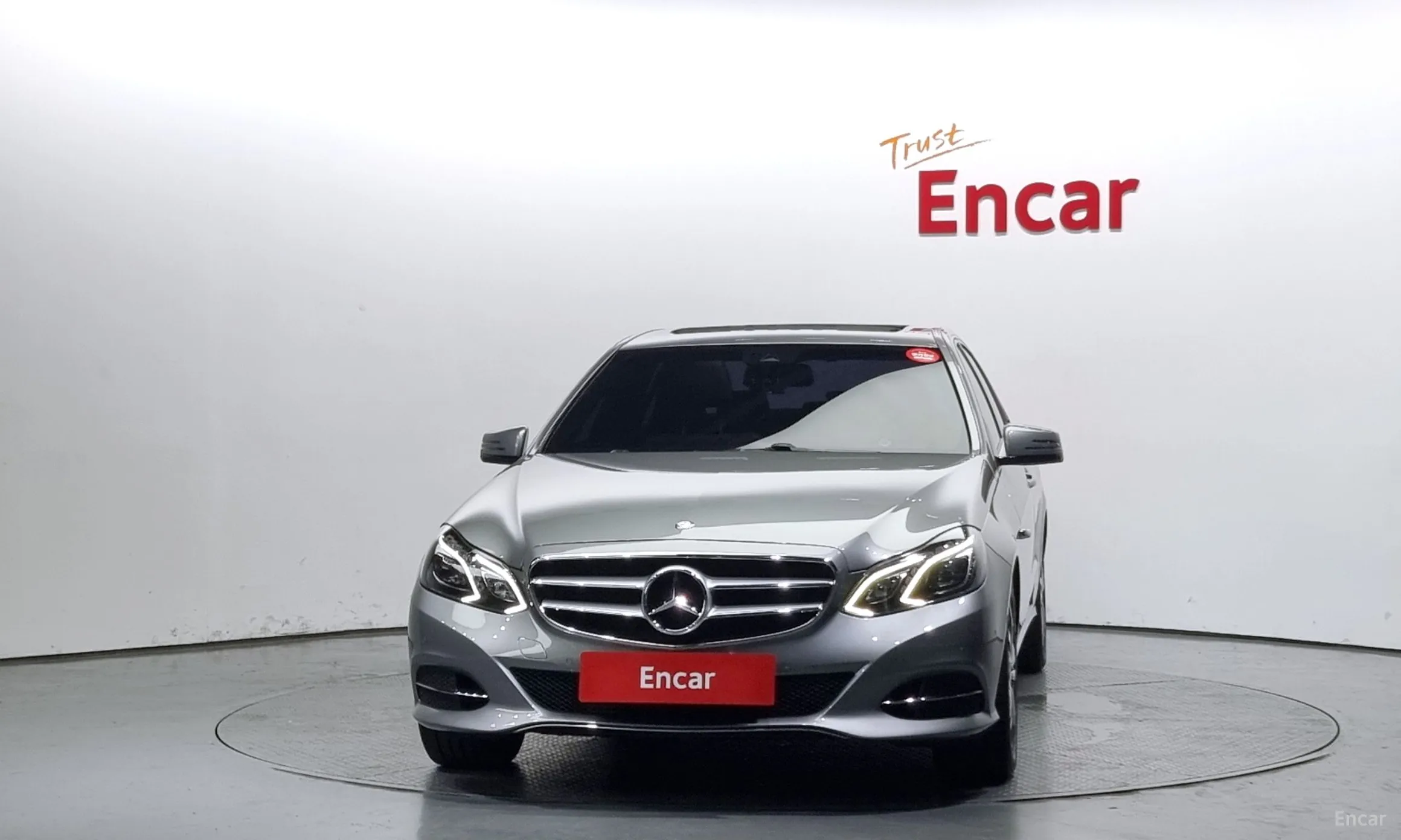 Mercedes Benz E-Class W212 превью 2