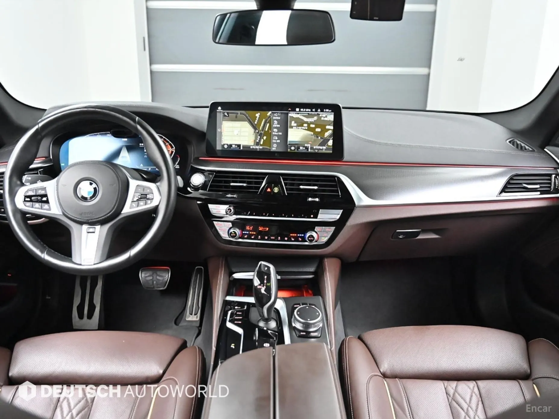 BMW 5 Series (G30) превью 4