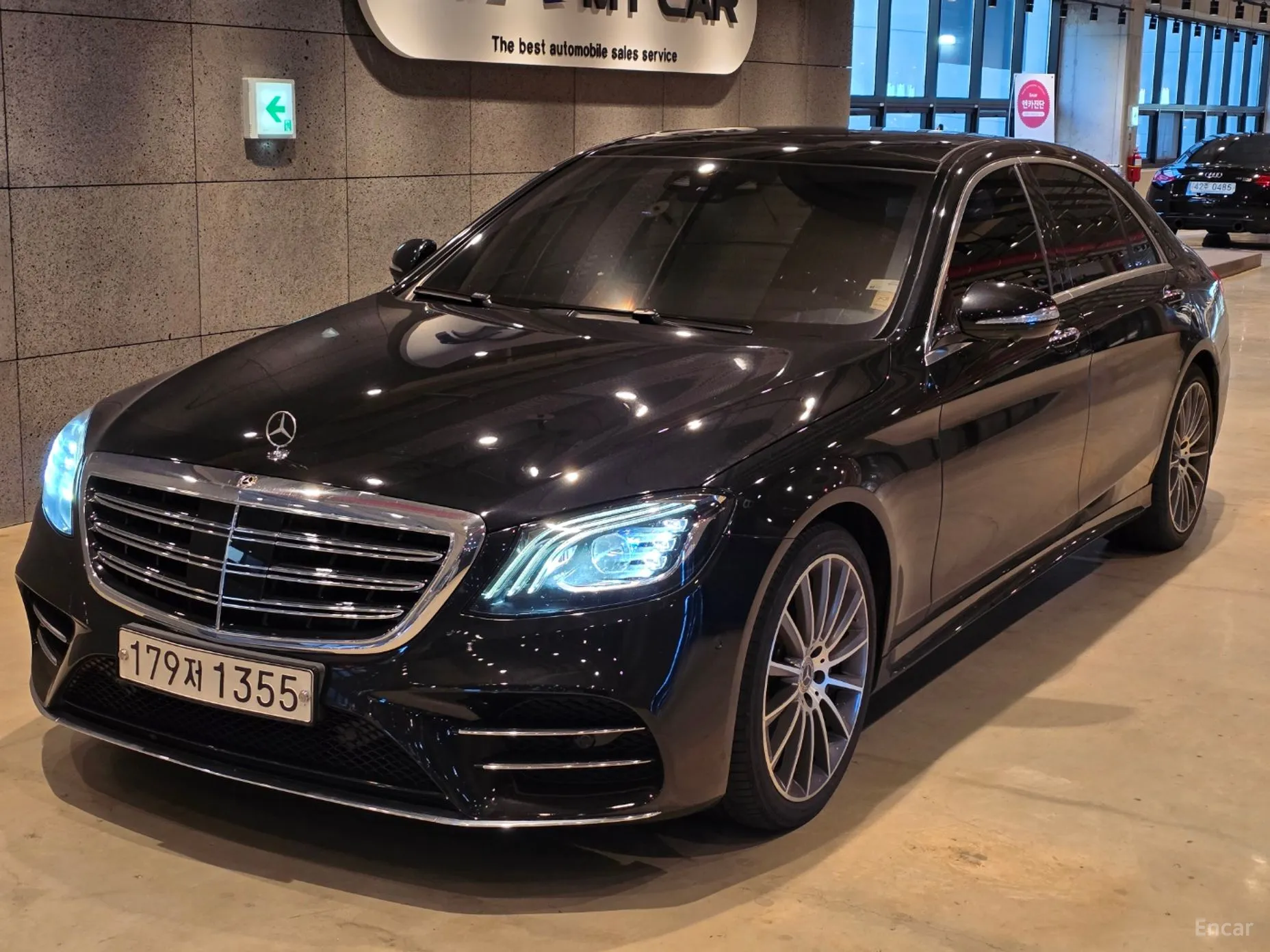 Mercedes Benz S-Class W222