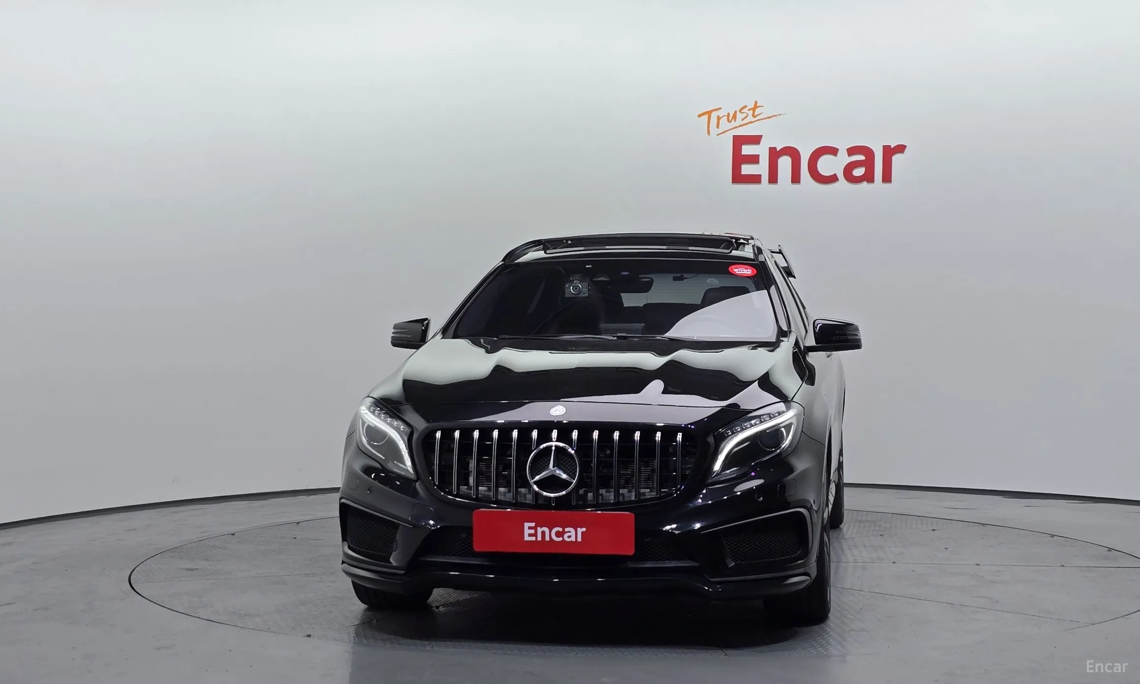 Mercedes Benz GLA-Class X156