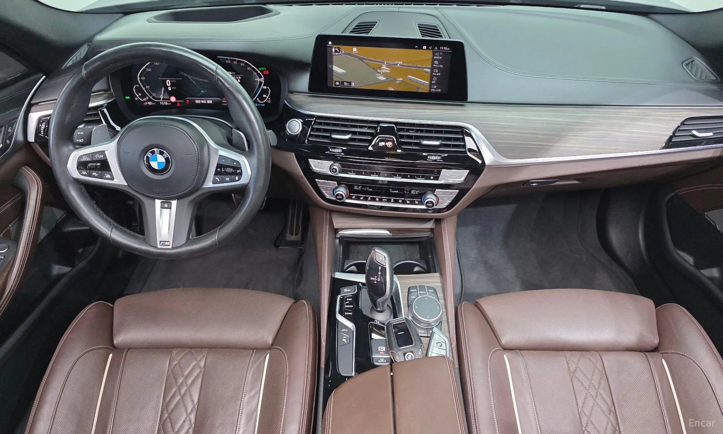 BMW 5 Series (G30) превью 4
