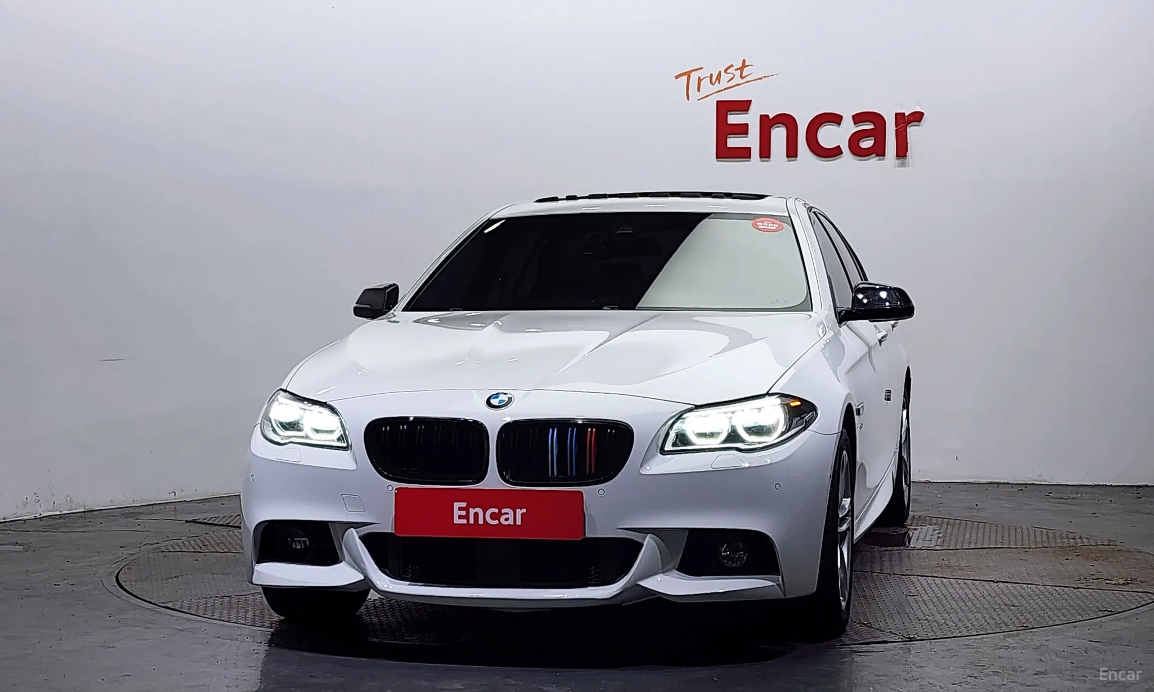 BMW 5 Series (F10) превью 2