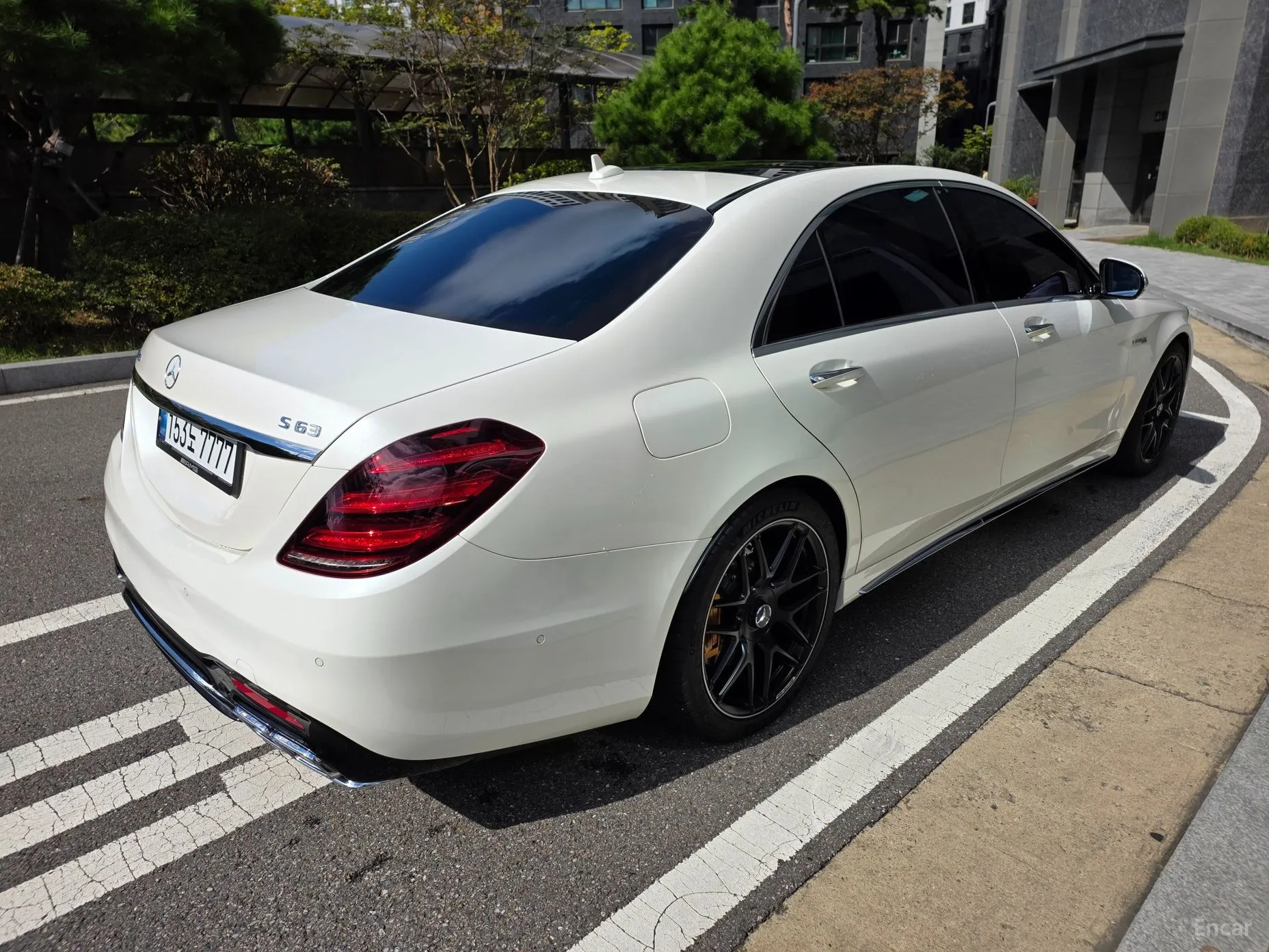 Mercedes Benz S-Class W222 превью 16