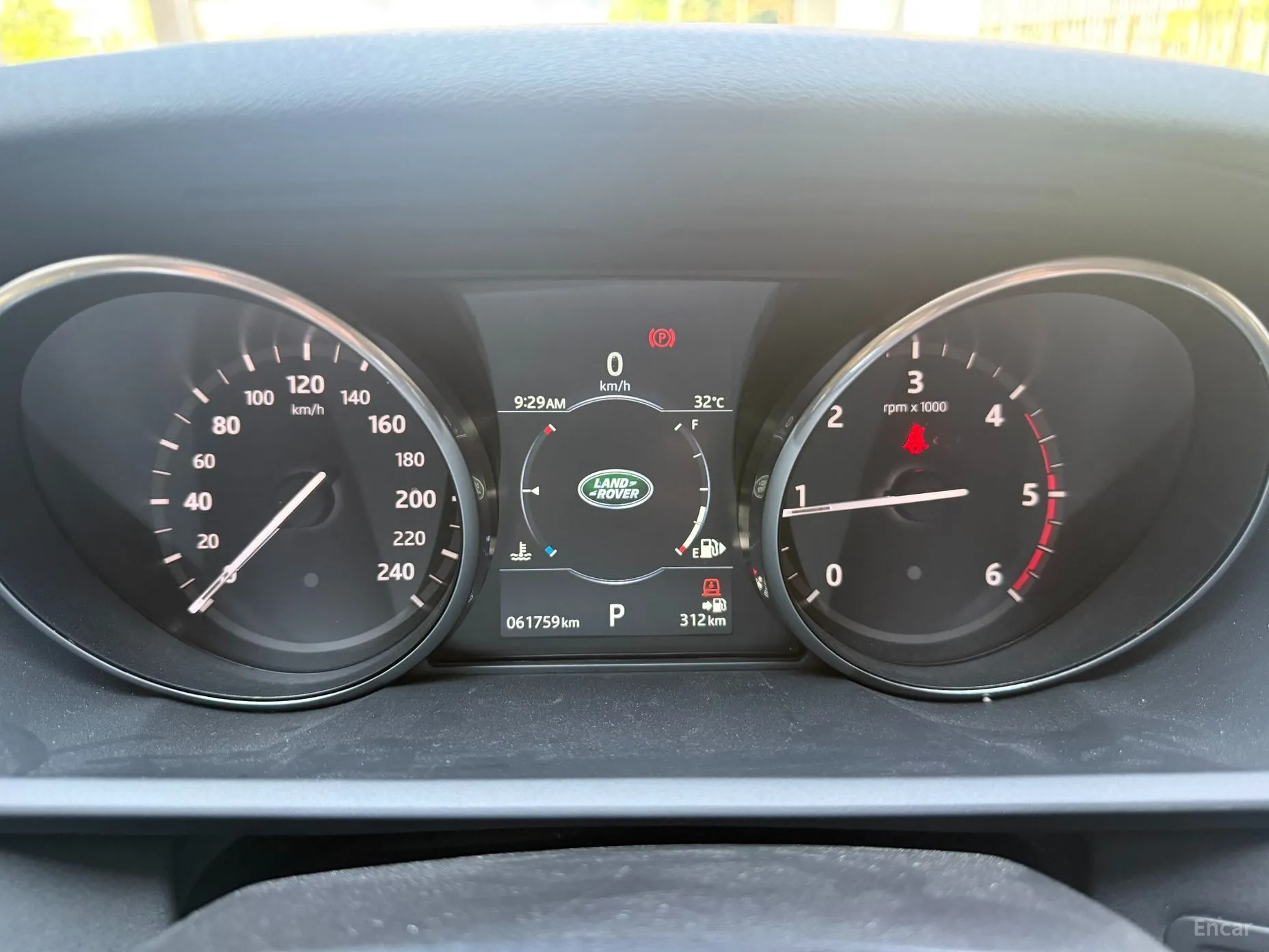 Land Rover Discovery 5 превью 7