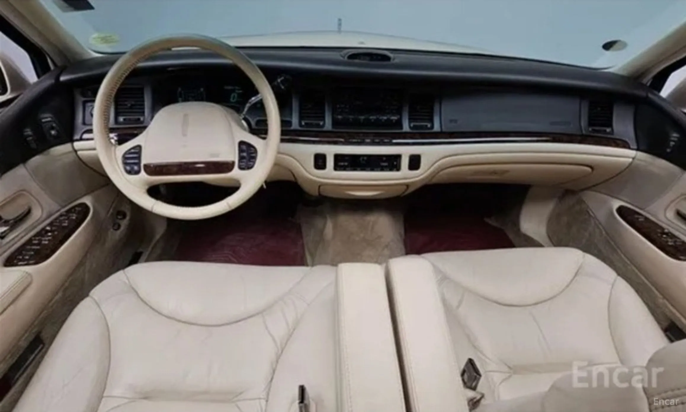Lincoln Towncar превью 7