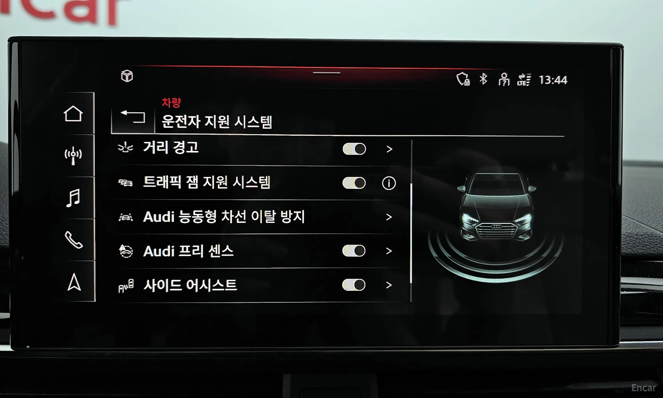 Audi A4 (B9) превью 16