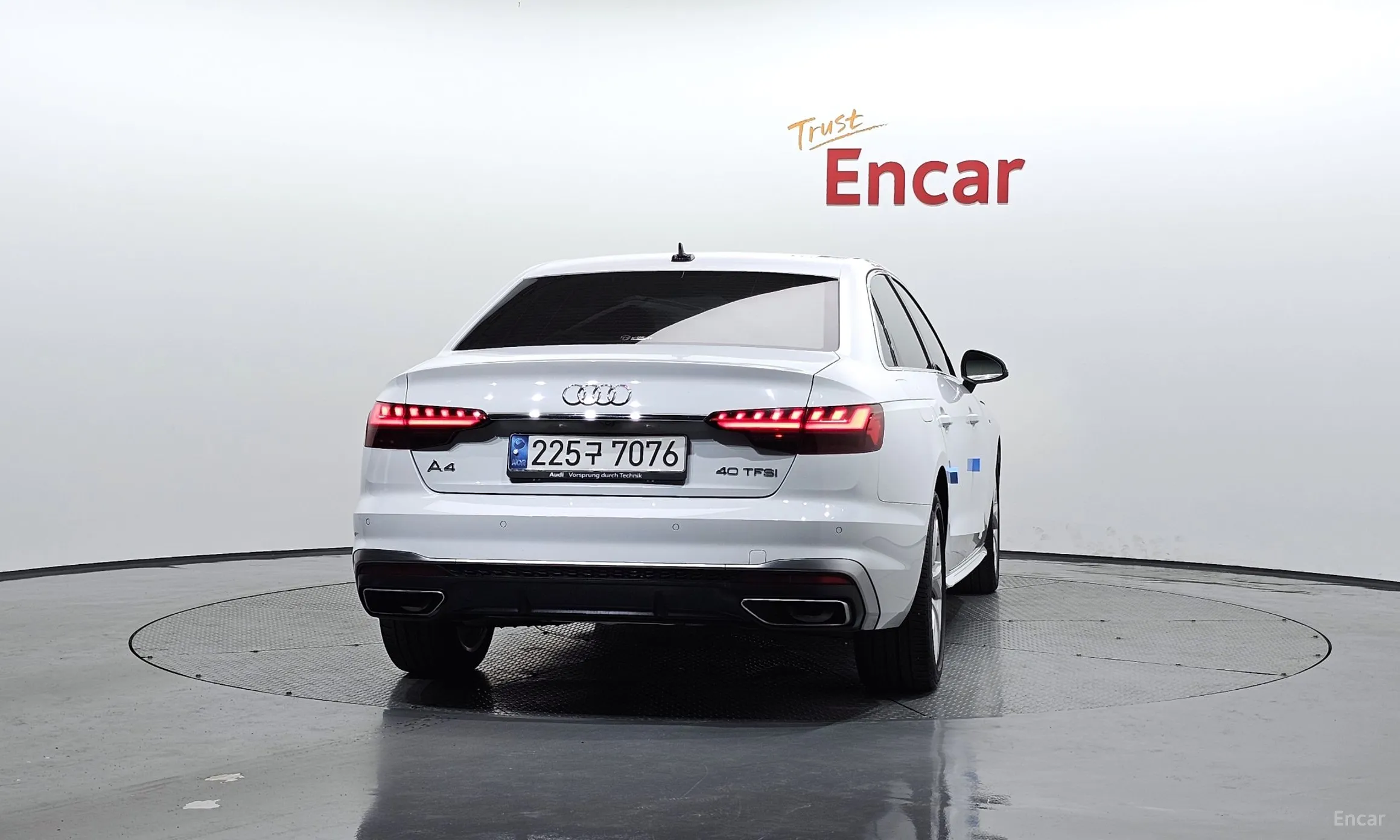 Audi A4 (B9) превью 4