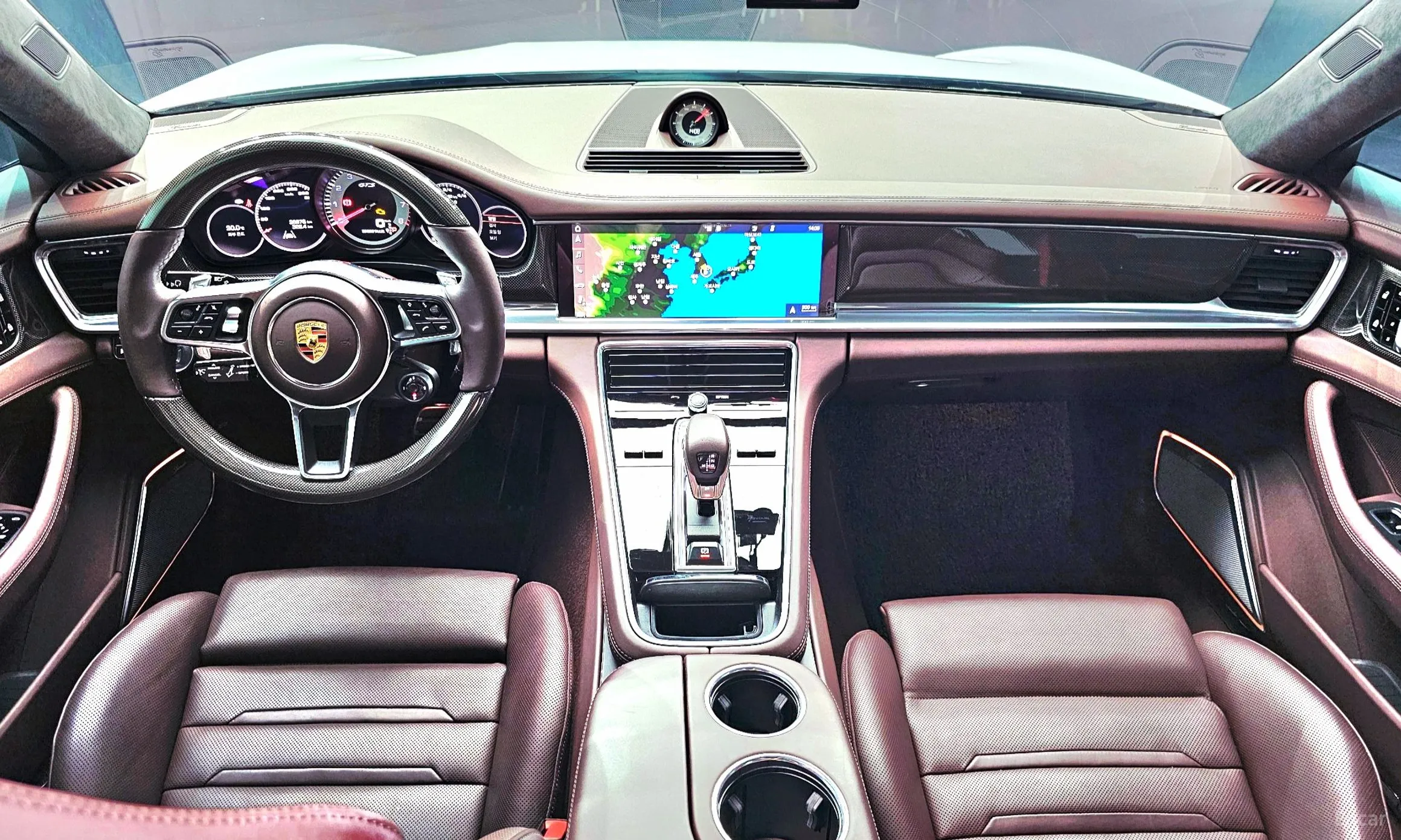 Porsche Panamera (971) превью 4