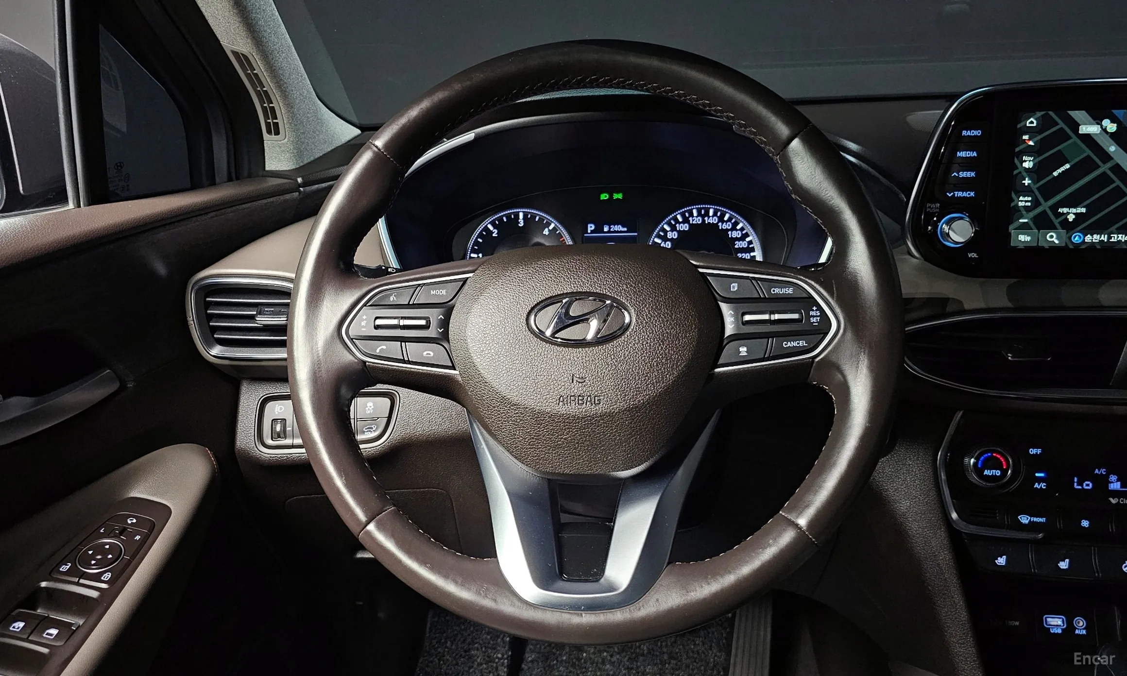 Hyundai Santa Fe TM превью 13