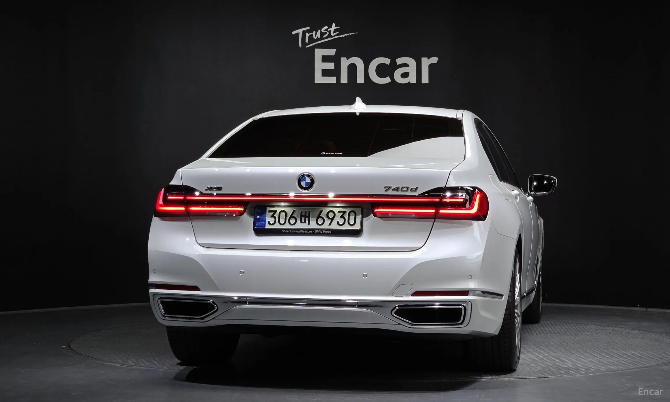 BMW 7 Series (G11) превью 3
