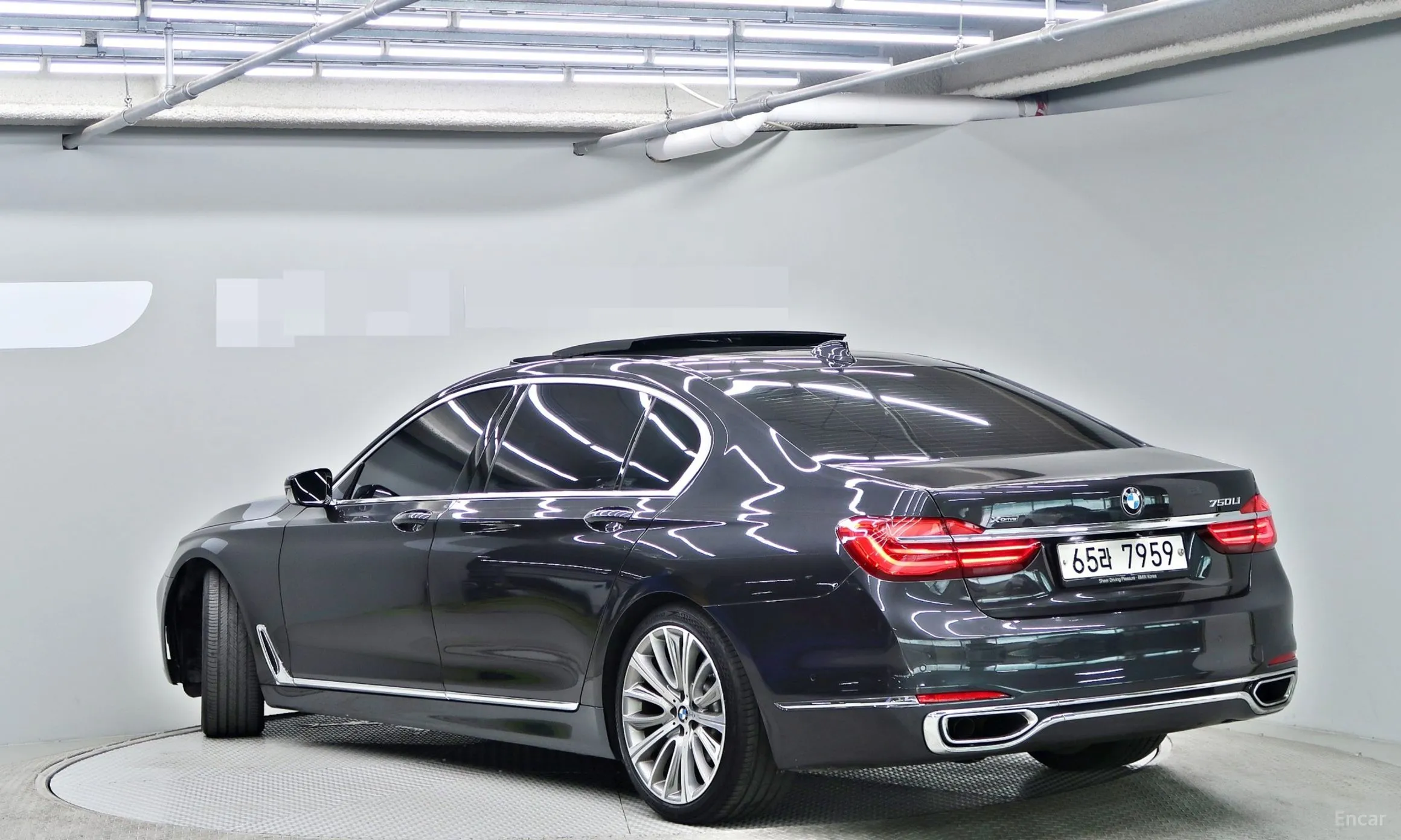 BMW 7 Series (G11) превью 3