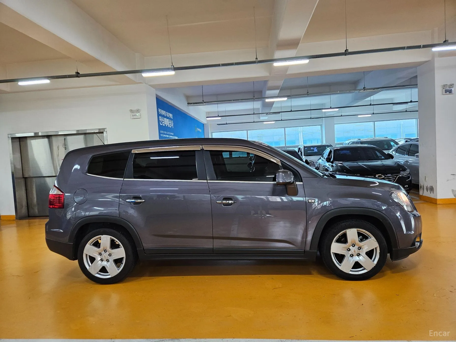 Chevrolet (GM Daewoo) Orlando превью 2