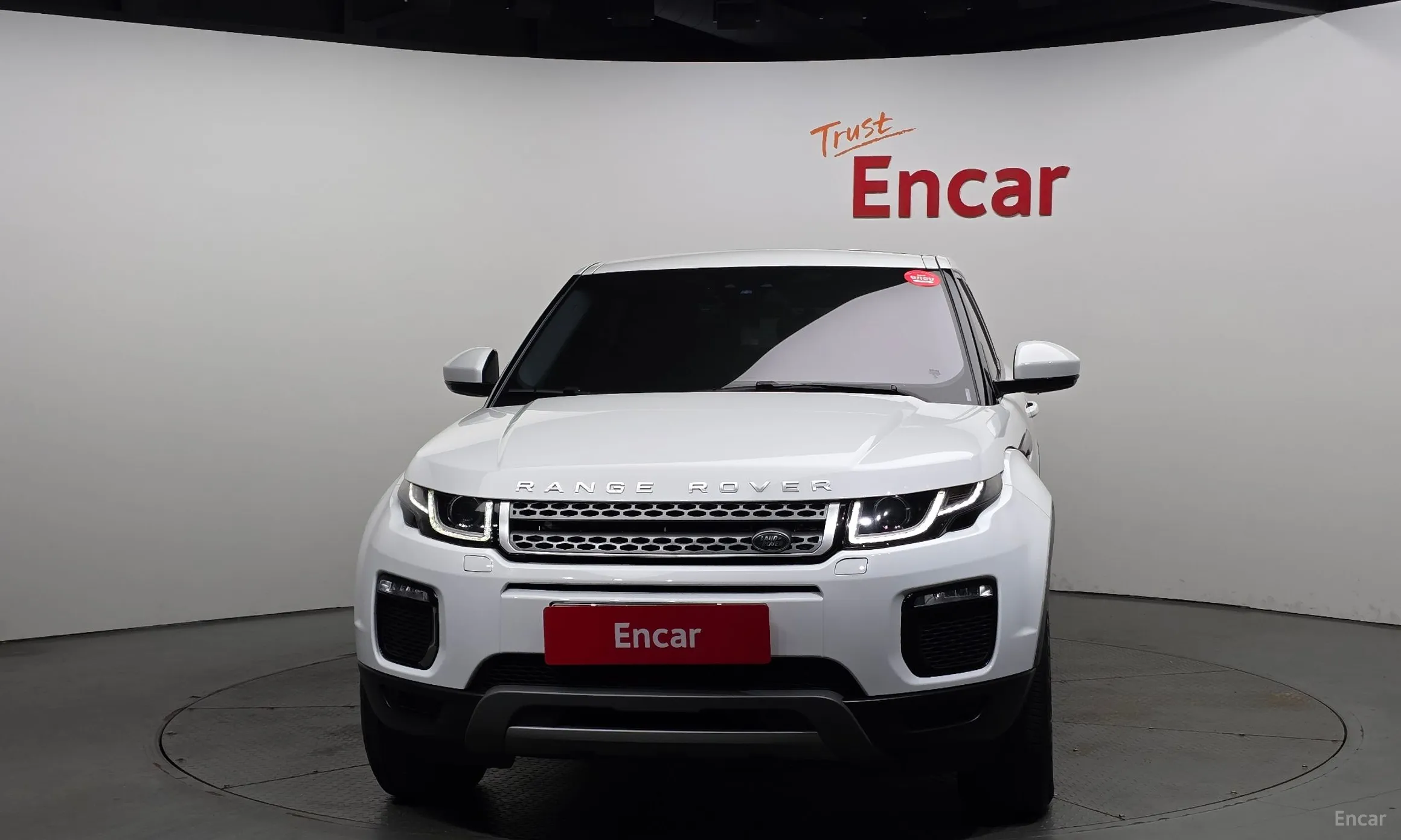 Land Rover Range Rover Evoque превью 2