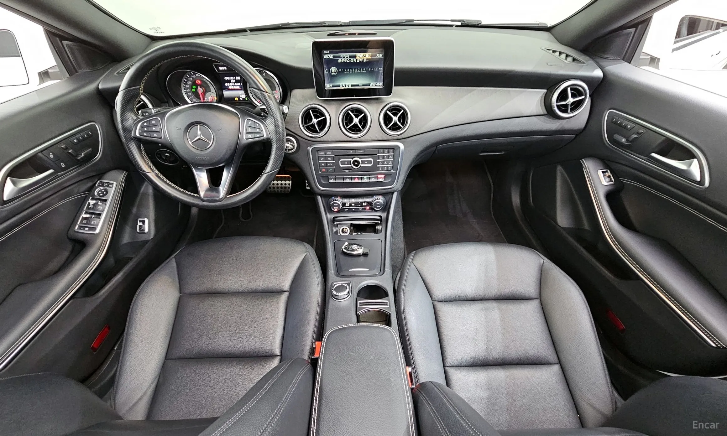 Mercedes Benz CLA-Class C117 превью 4