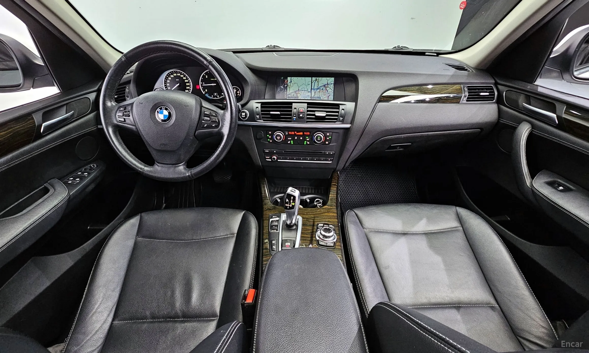 BMW X3 (F25) превью 4