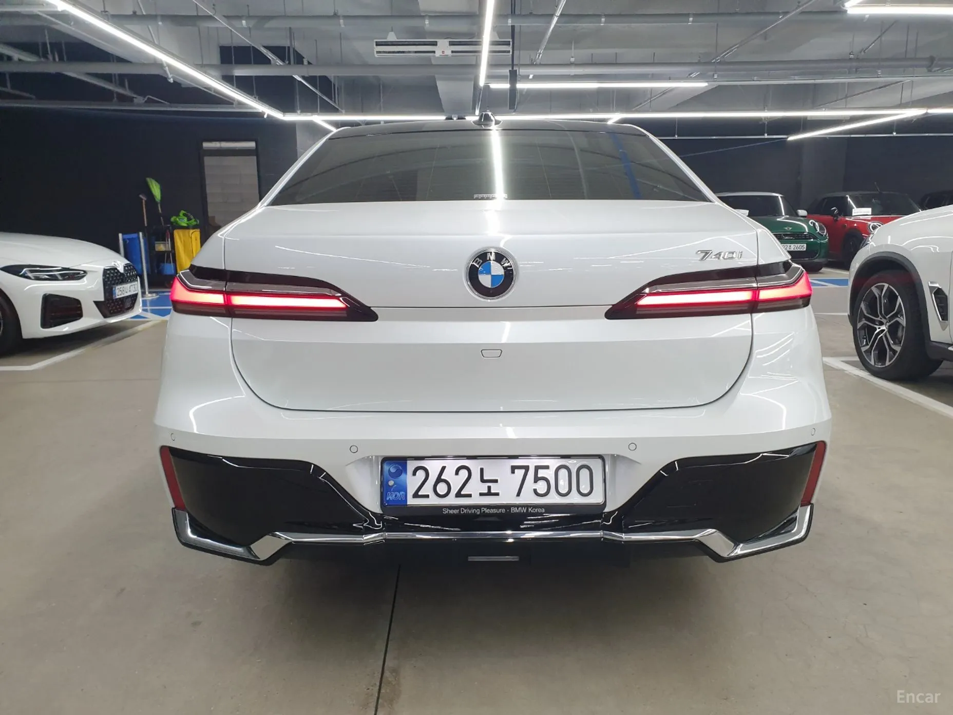 BMW 7 Series (G70) превью 3