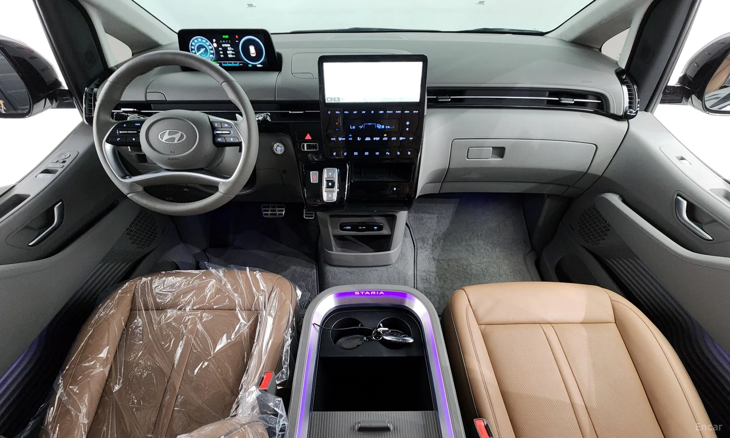Hyundai Staria превью 4