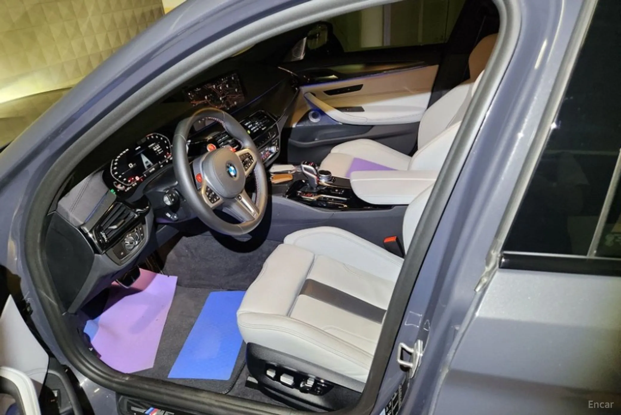 BMW M5 (F90) превью 4