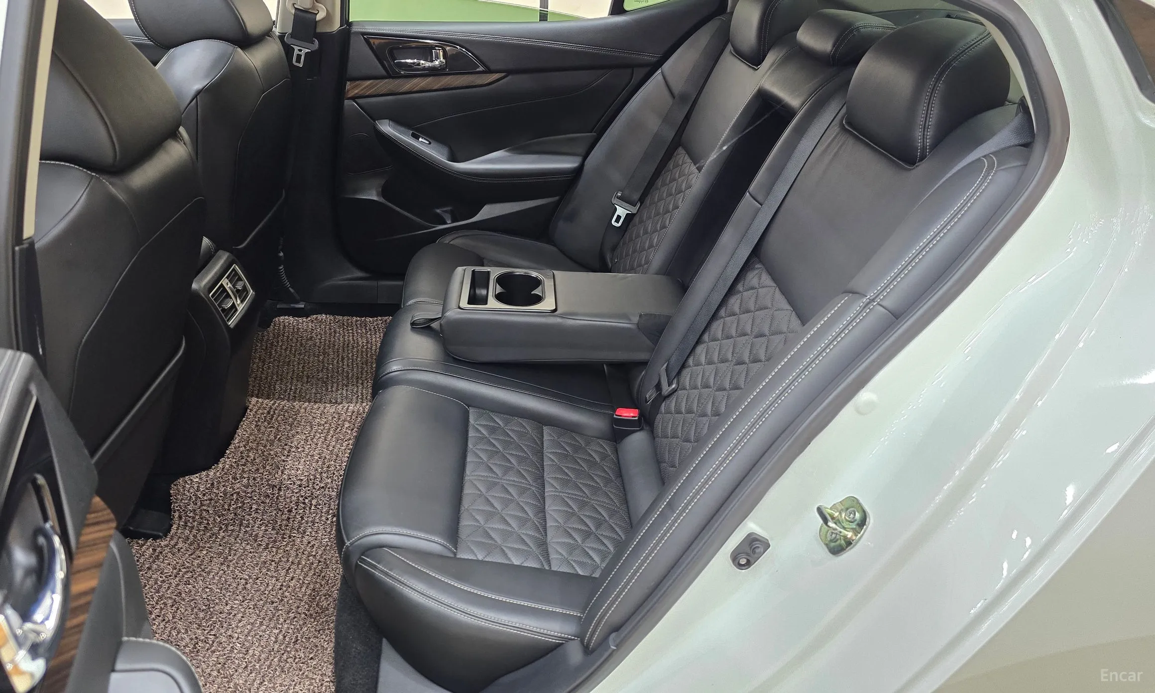 Nissan Maxima (A36) превью 13