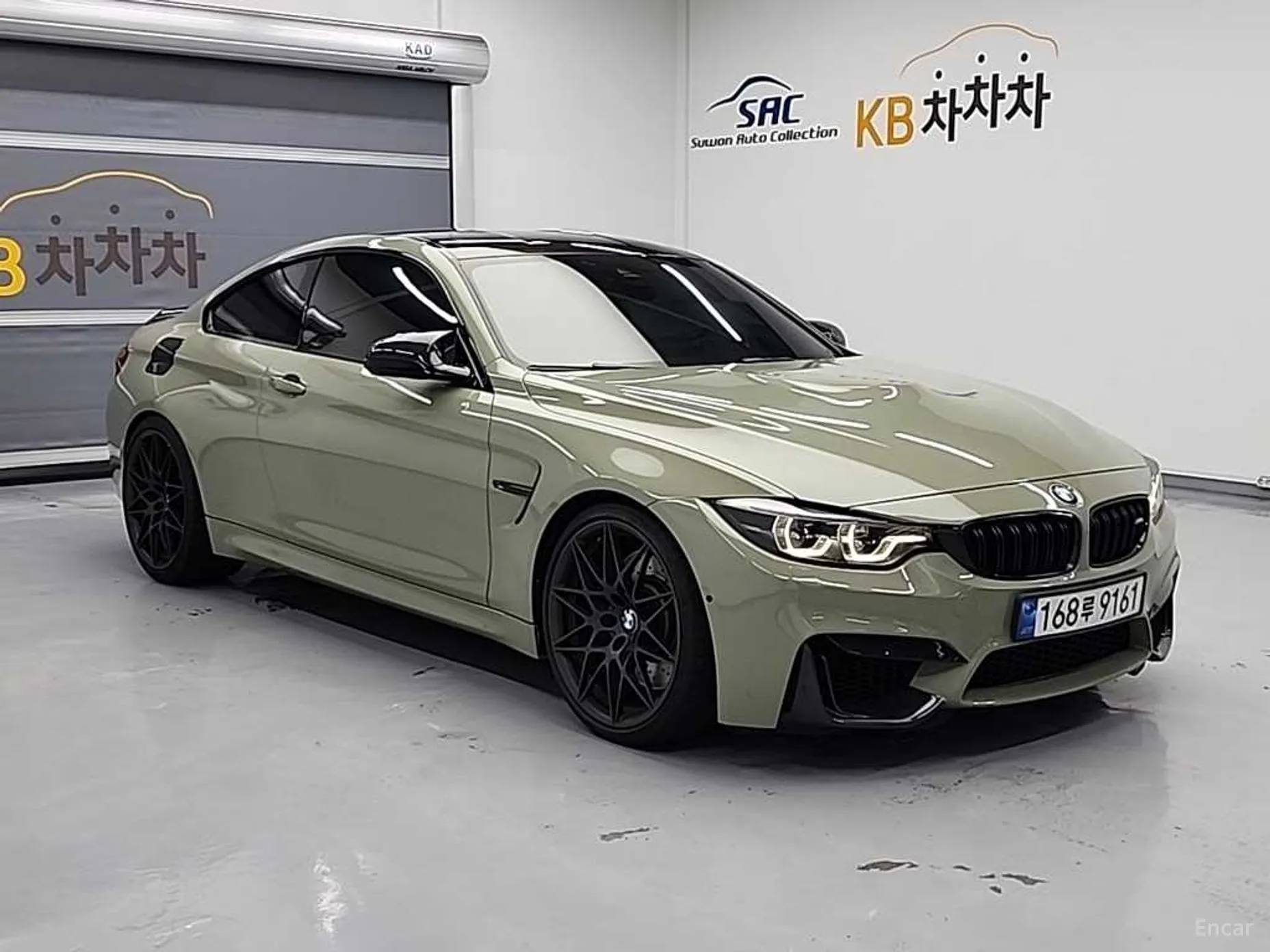 BMW M4 (F82) превью 3