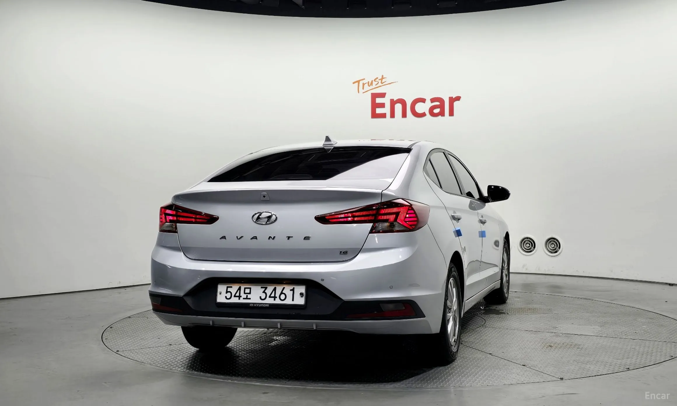 Hyundai Avante AD превью 3