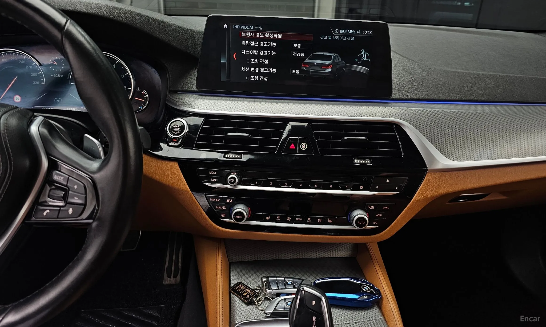 BMW 5 Series (G30) превью 14