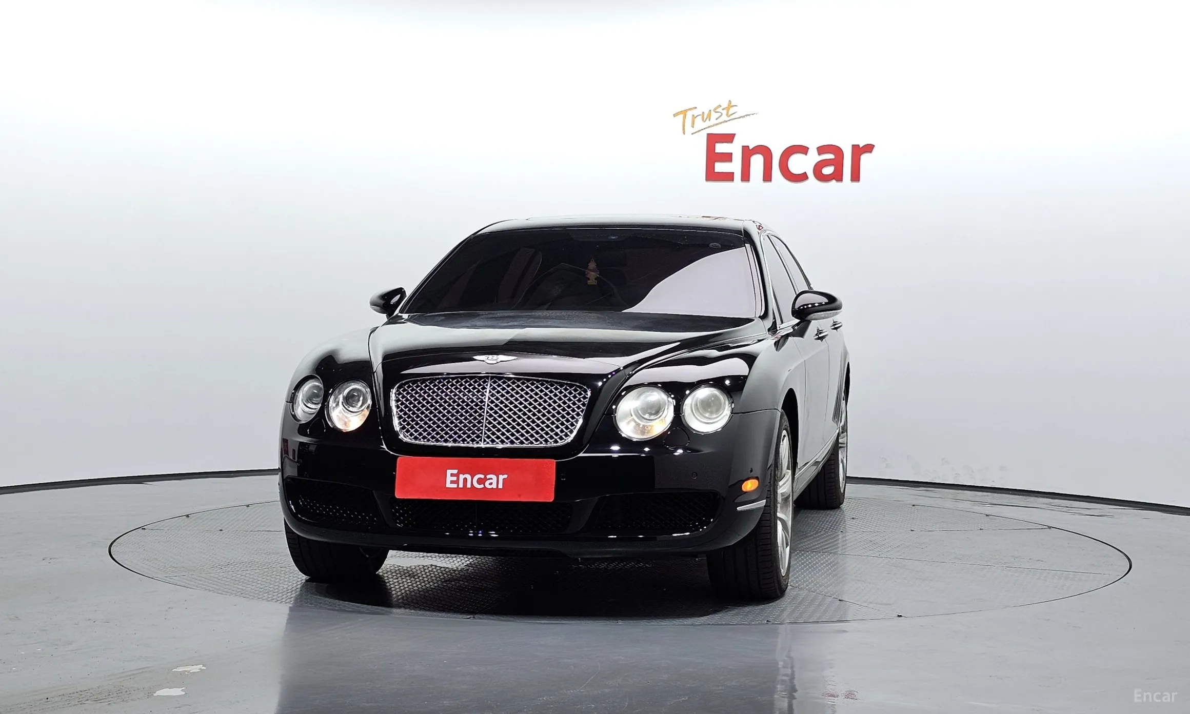 Bentley Flying Spur Gen 1 превью 3